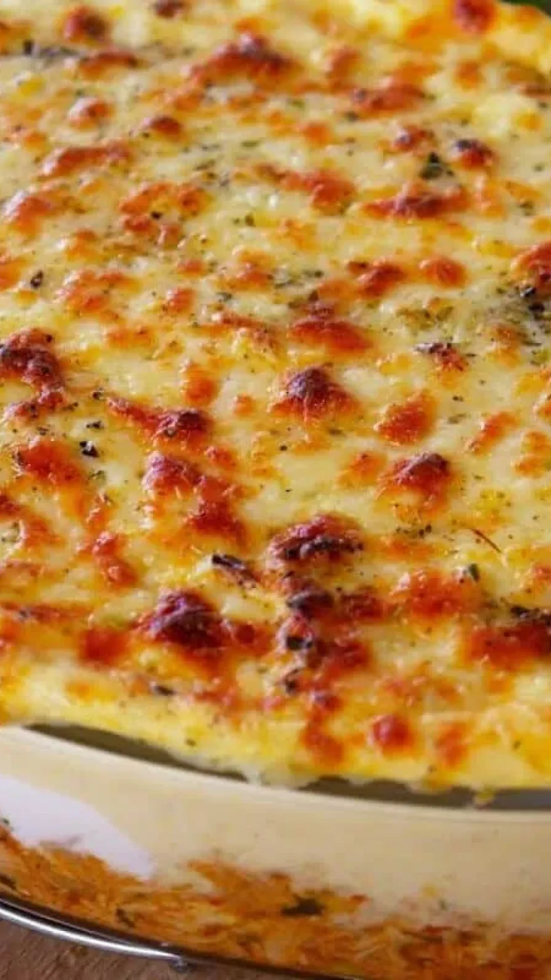 Fricassê de frango cremoso, gratinado e pronto em poucos minutos