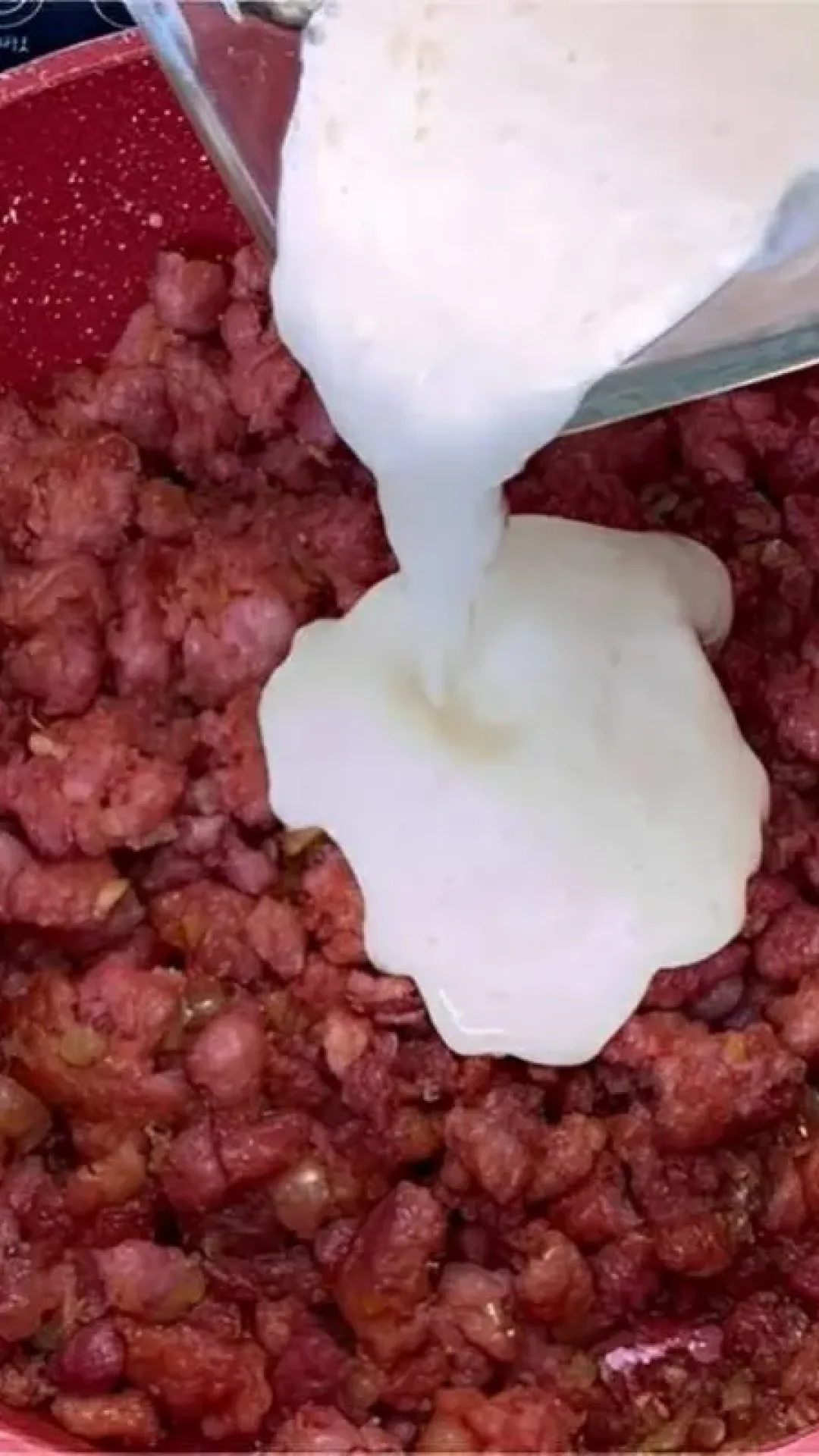 Fricassê de linguiça: uma receita diferente e deliciosa para variar o cardápio da sua família