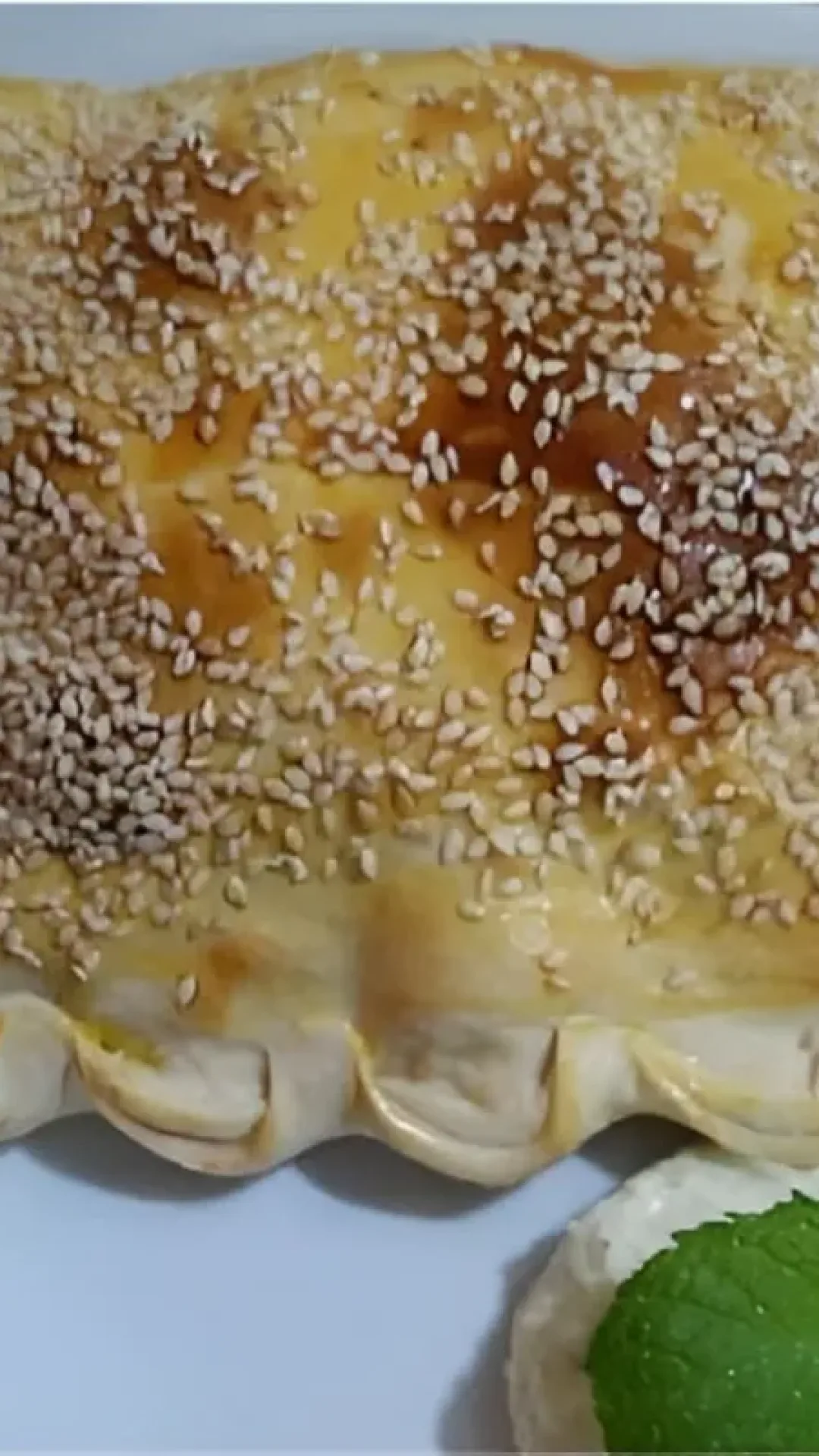 Junte esses dois ingredientes e prepare um delicioso pastel assado no forno