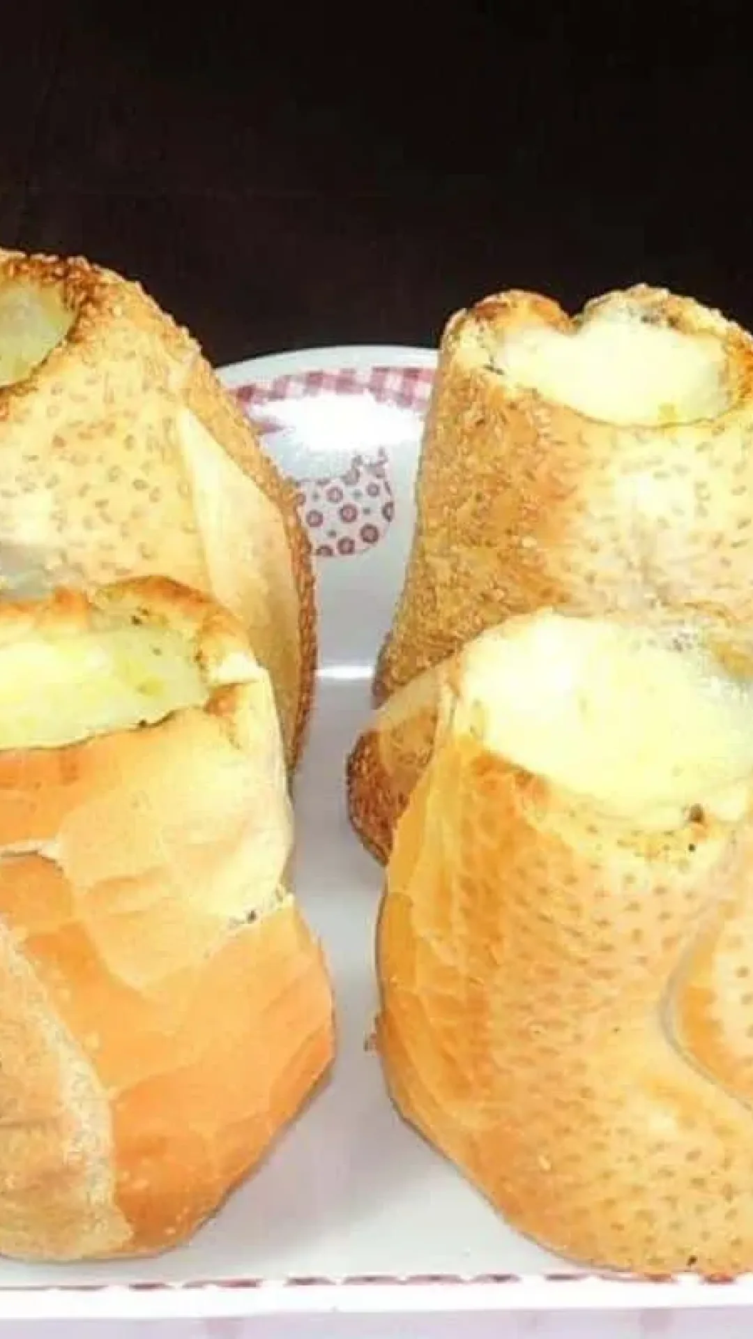 Lanche buraco quente uma opção de receita barata e deliciosa para você fazer hoje mesmo