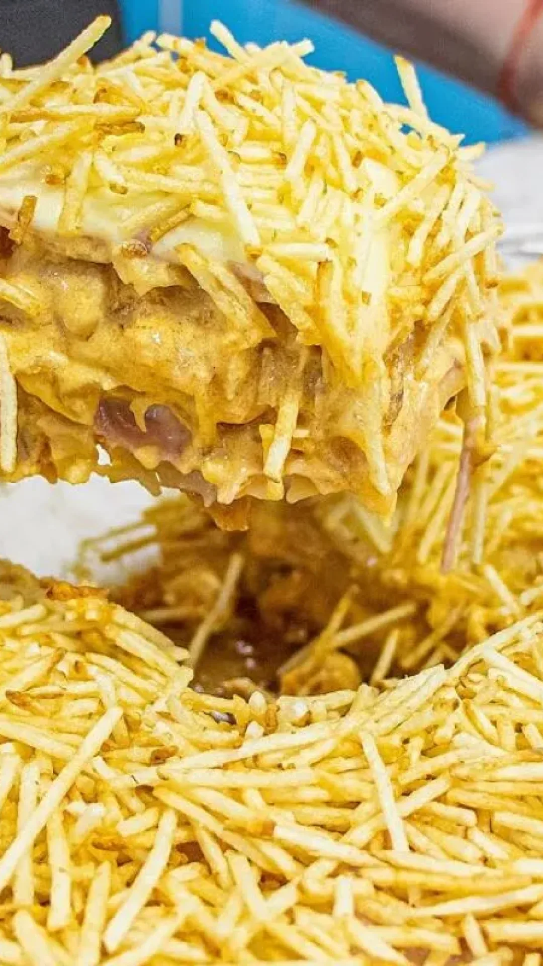 Lasanha de estrogonoffe de frango uma combinação cremosa que pega todo mundo de surpresa