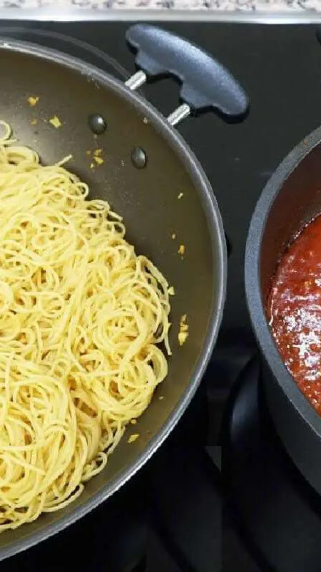 Macarrão com carne moída super saboroso com molho especial que fica pronto rapidinho