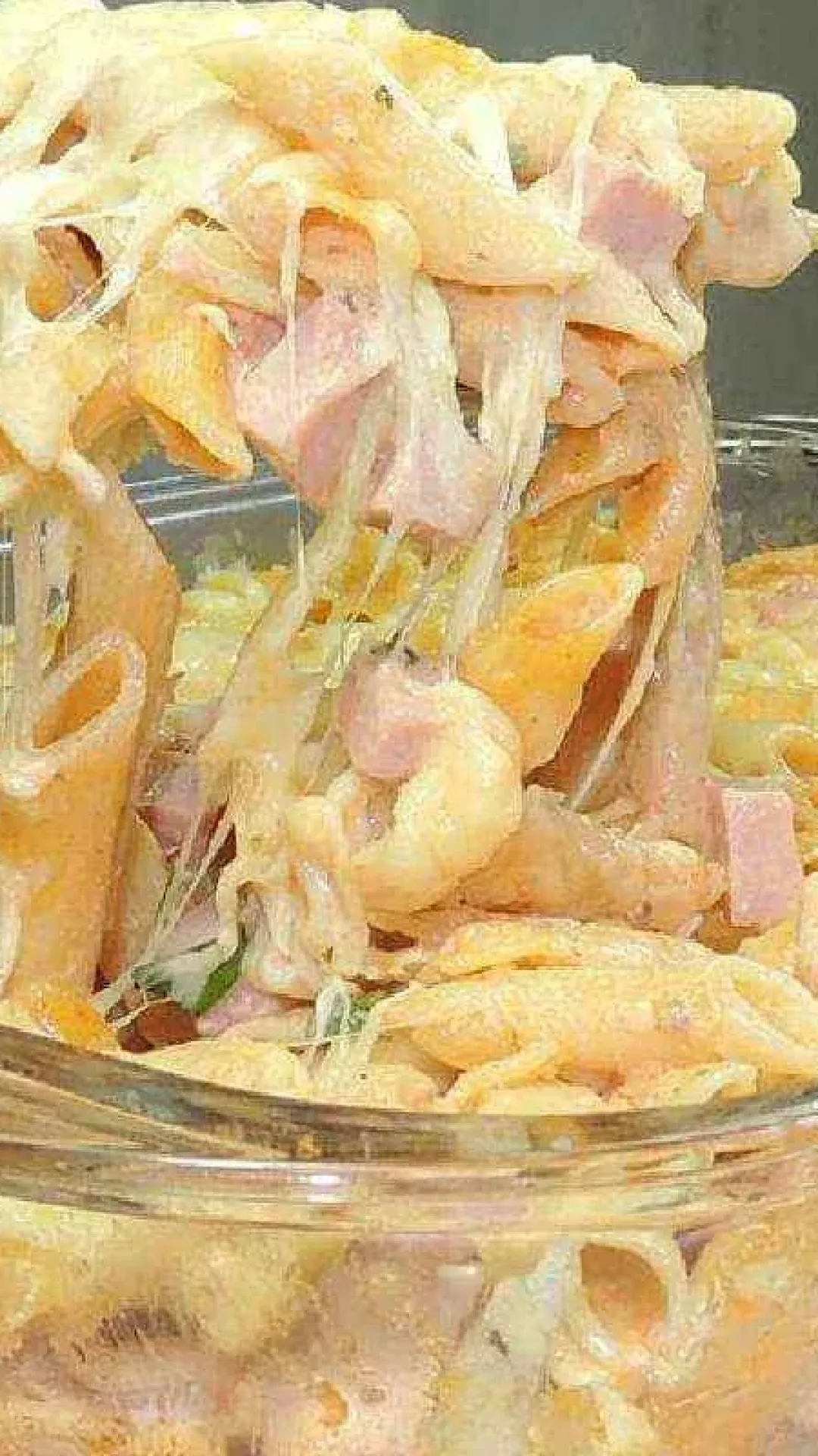 Macarrão de forno cremoso perfeito para um almoço de domingo