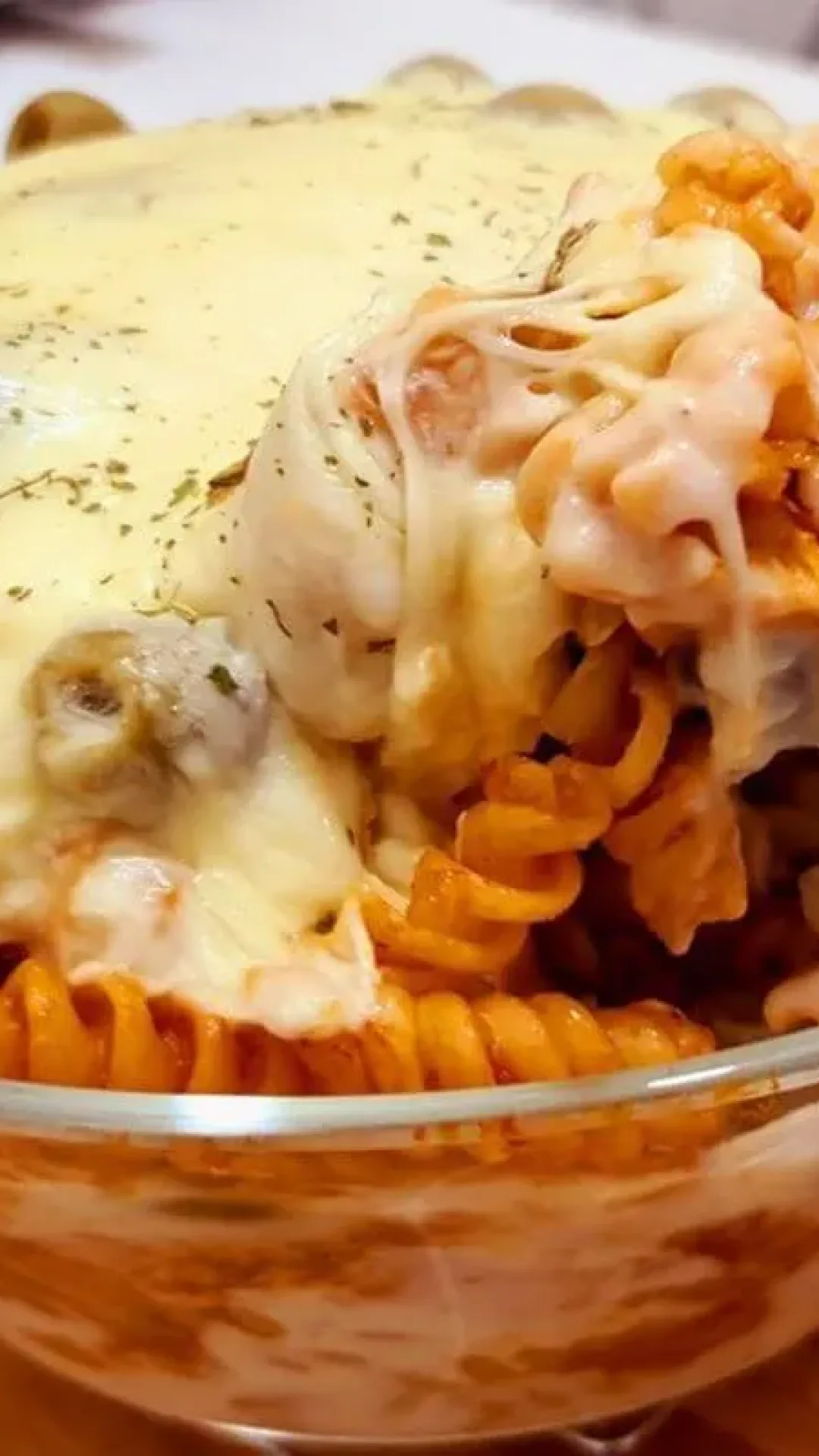 Macarrão gratinado super fácil e fica pronto bem rapidinho ótimo para quem está com pressa