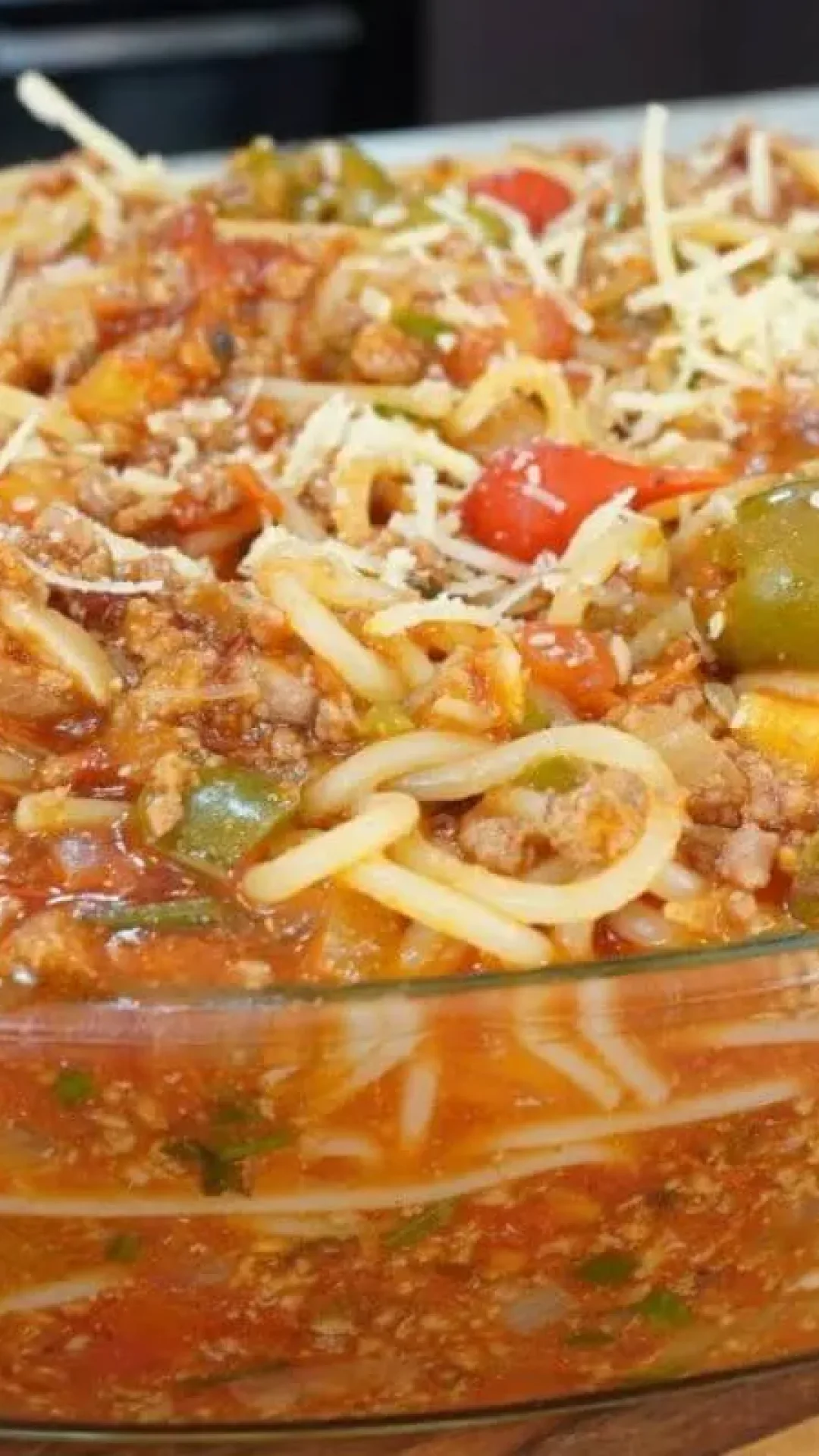 Macarronada de domingo caprichada bem completa e suculenta
