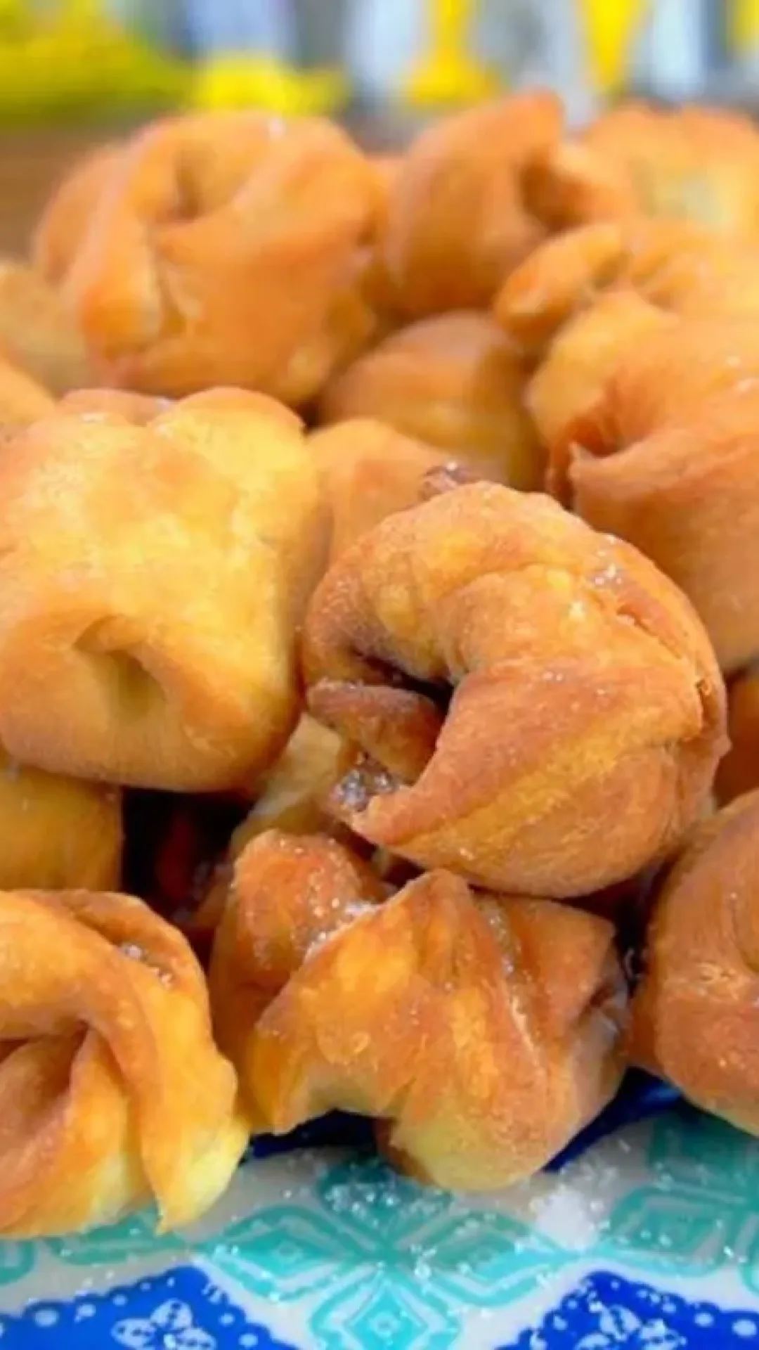 Massinha frita diferente e macia: com esse segredinho ela não encharca de óleo