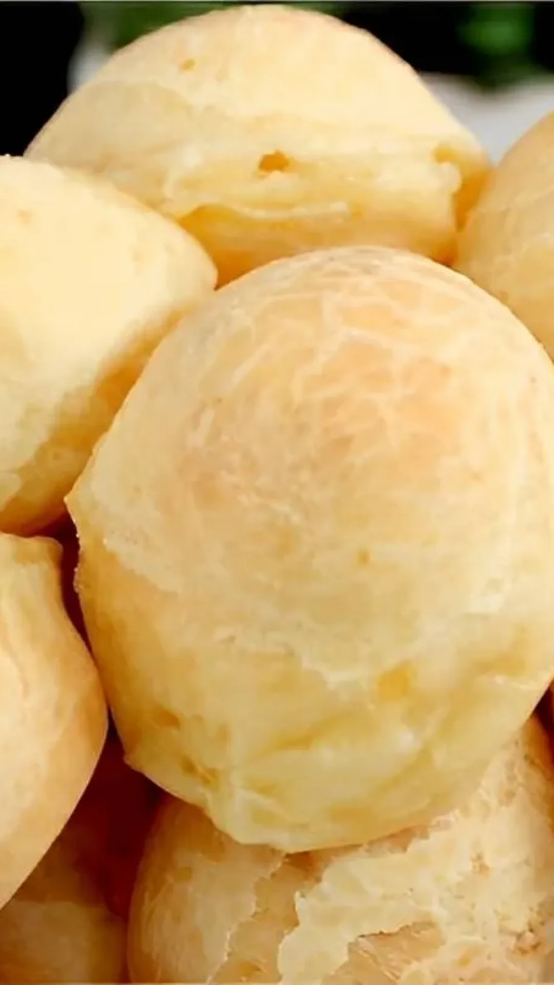 Misture esses 3 ingredientes e prepare um legítimo pão de queijo mineiro