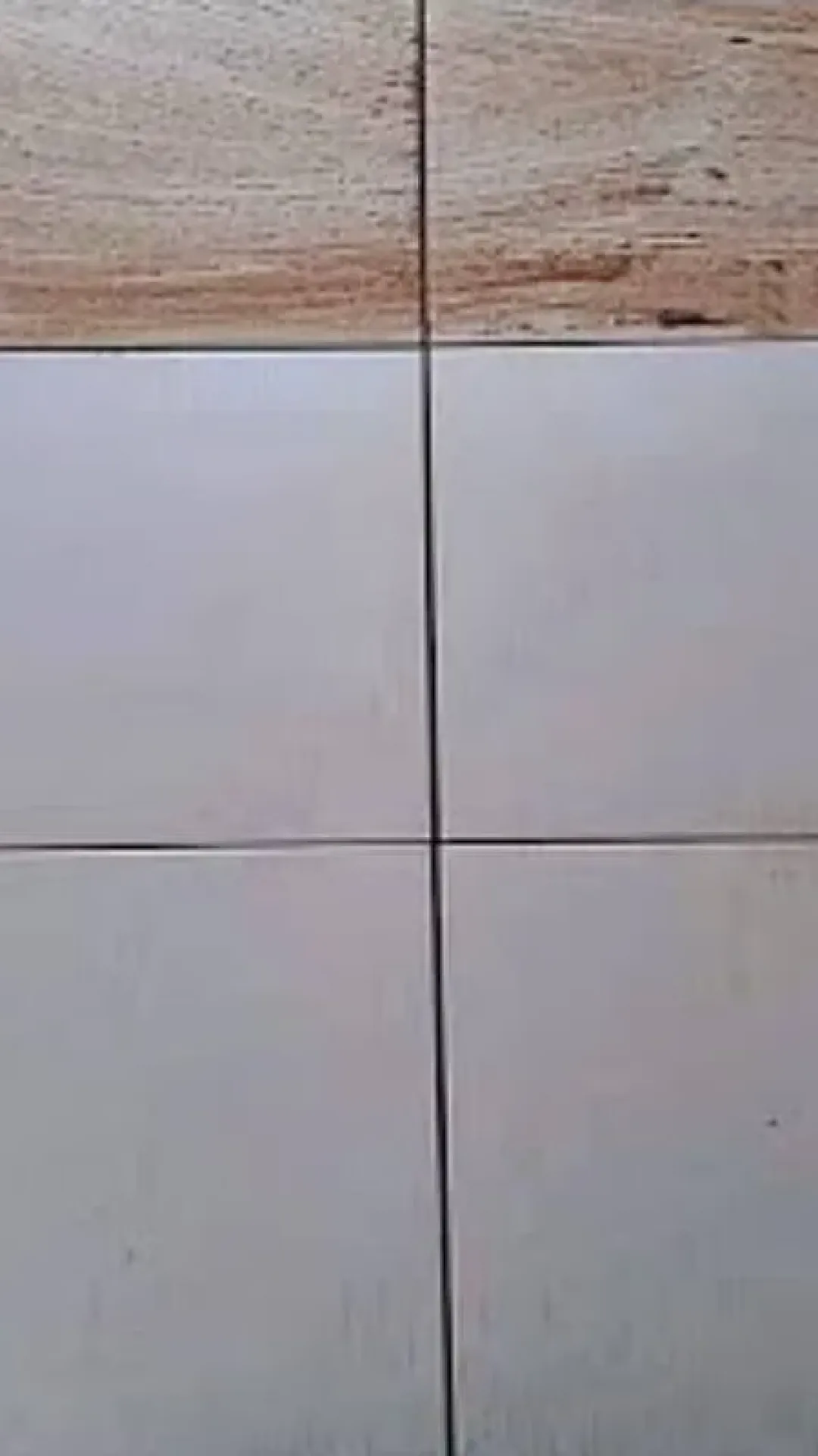 Misturinha com álcool para limpeza para piso encardido e manchado que é uma beleza