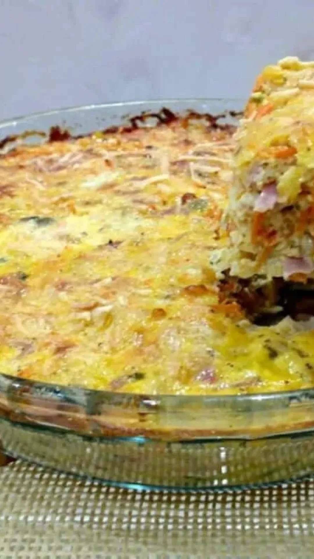 Omelete de forno leve e nutritivo que fica pronto rapidinho para qualquer refeição do seu dia