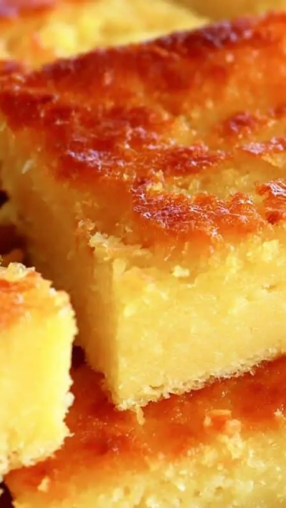 Pamonha de forno molhadinha e saborosa: é irresistível com uma xícara de café