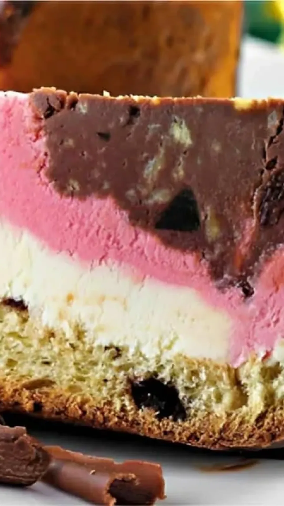 Panetone recheado com sorvete uma sobremesa simples e deliciosa para o natal