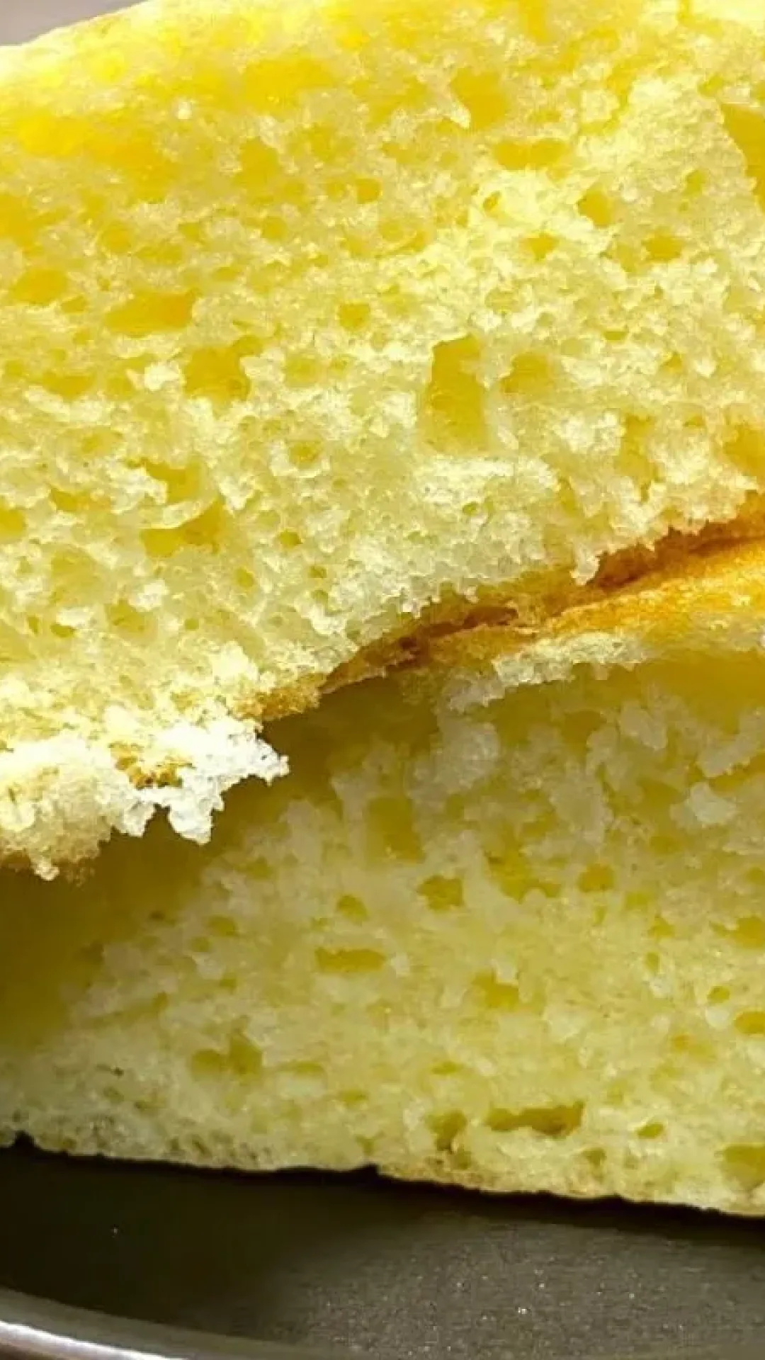 Pão caseiro de frigideira macio e fofinho para você saborear no café da manhã