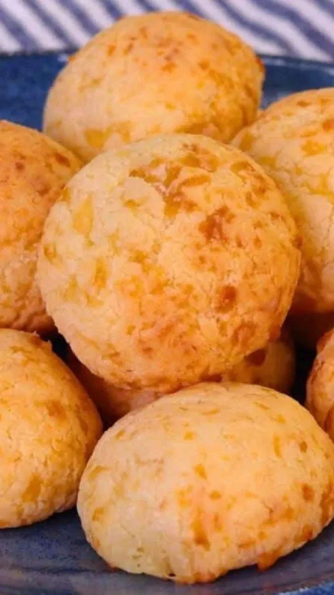 Pão de queijo sem óleo simples: sem ovos e com apenas 4 ingredientes que você já tem no armário