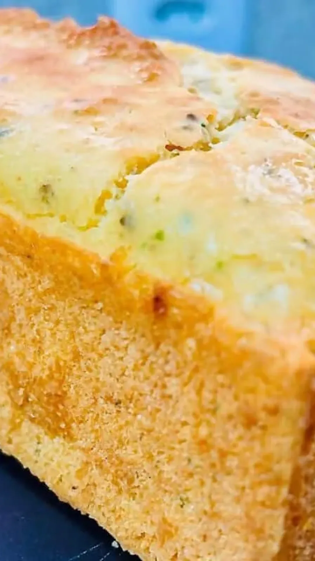Pão de sal fofinho e muito saboroso que não vai farinha de trigo para seu café da manhã