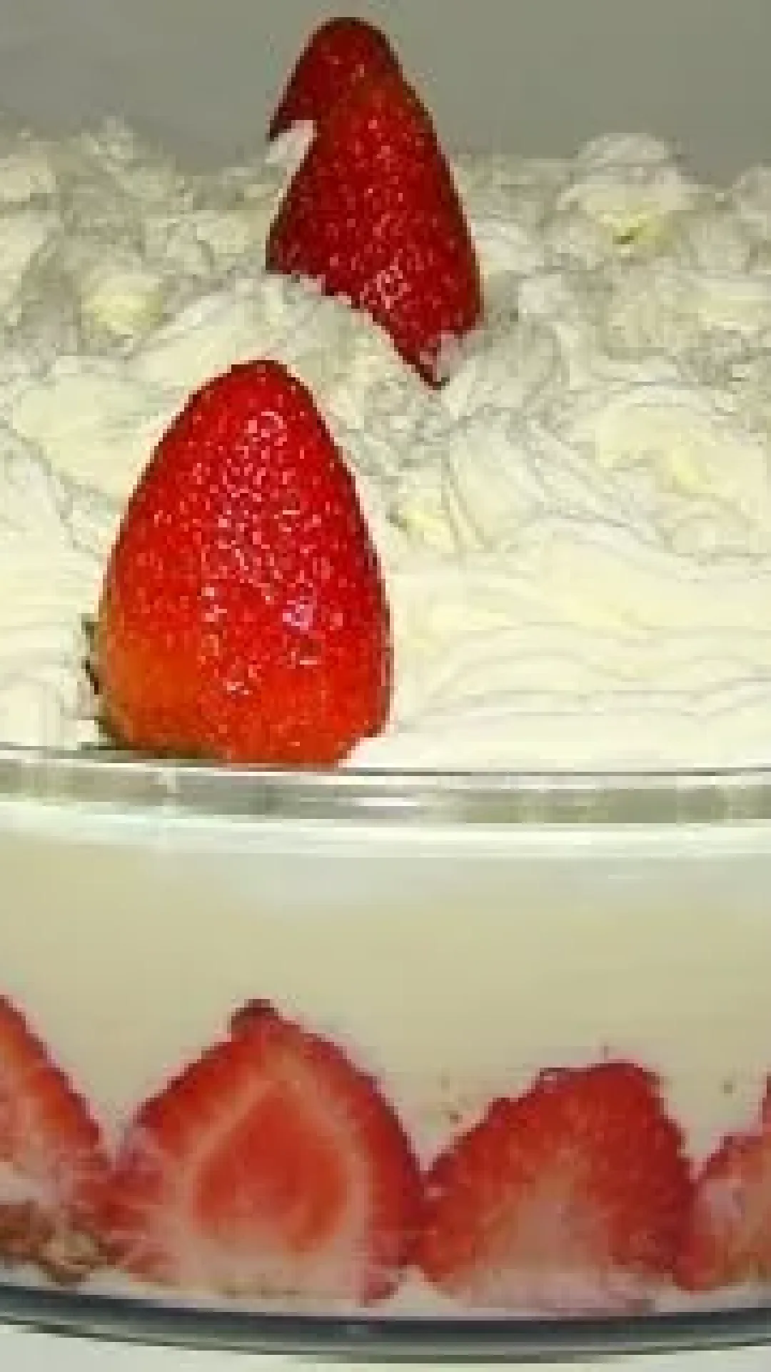 Pavê de Bis com Morango