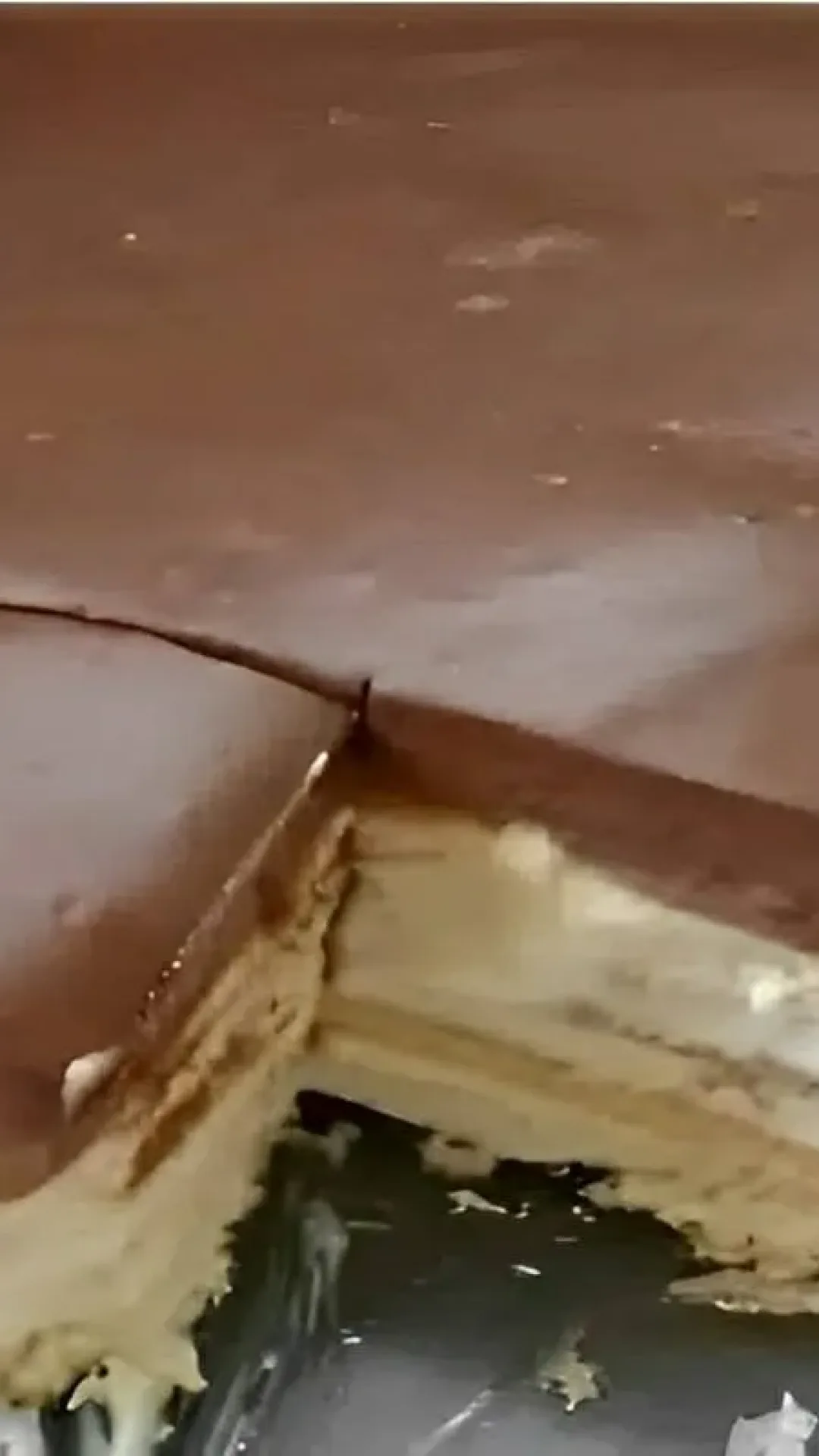 Pavê simples com chocolate uma sobremesa bem simples de preparar para o natal