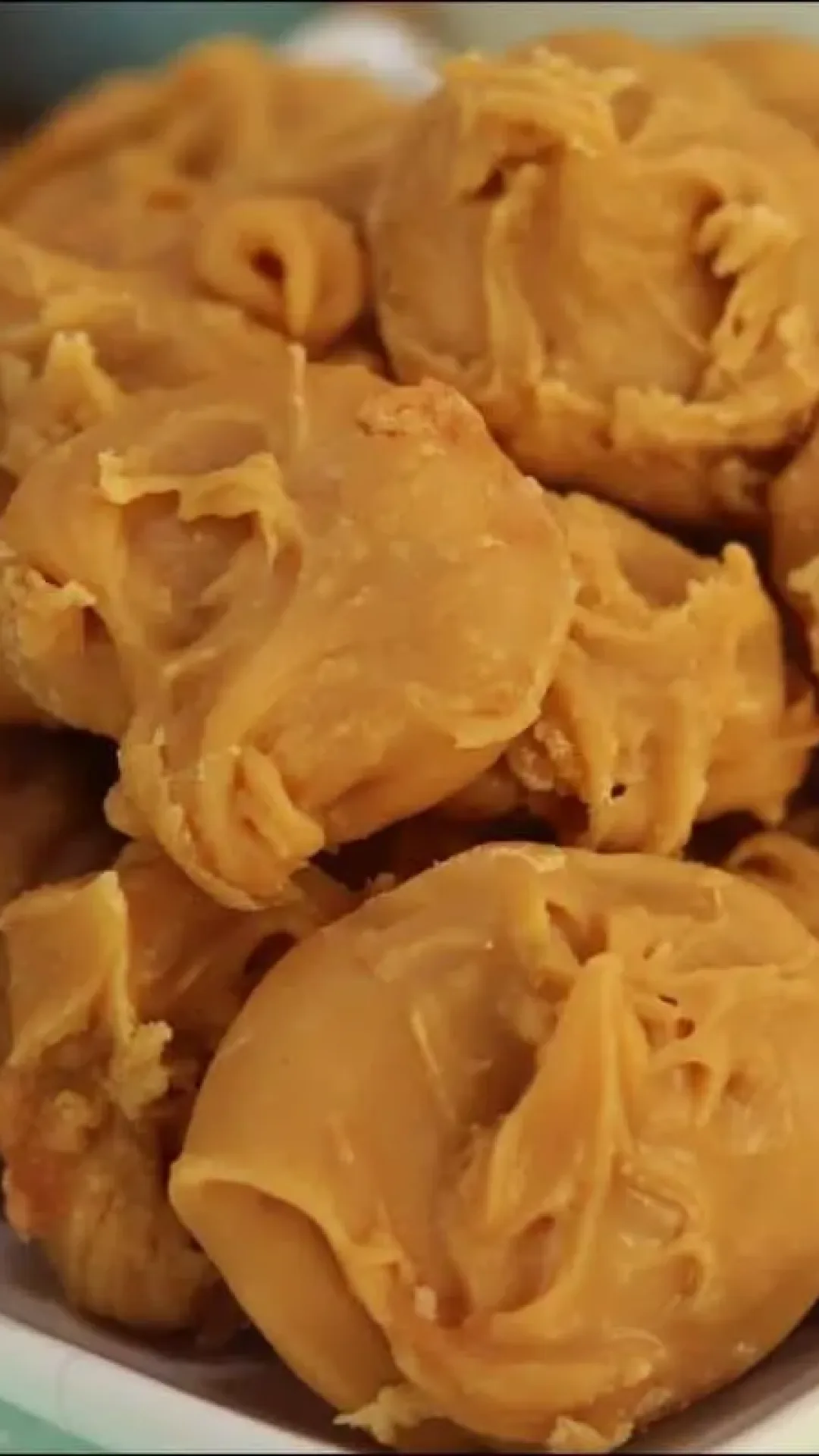 Pingo de leite caseiro que vai só 2 ingredientes que todo mundo tem no armário