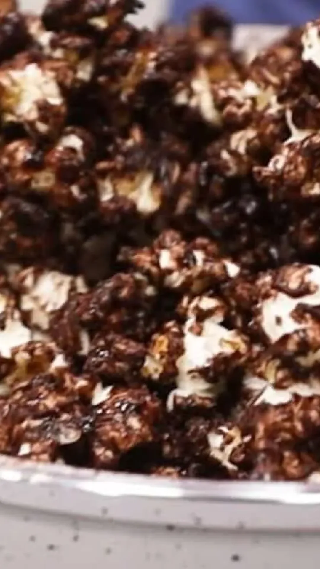 Pipoca doce super crocante e caramelizada, receita fácil que vai virar sua favorita