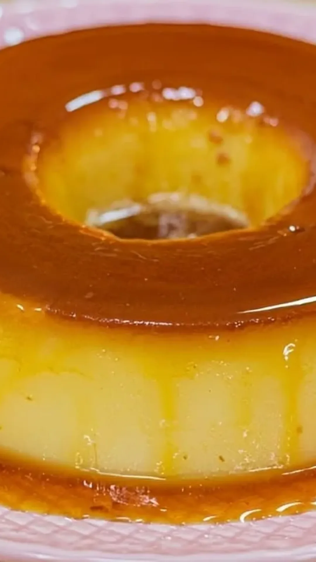 Pudim de farinha de trigo sem leite condensado um opção de sobremesa econômica e deliciosa