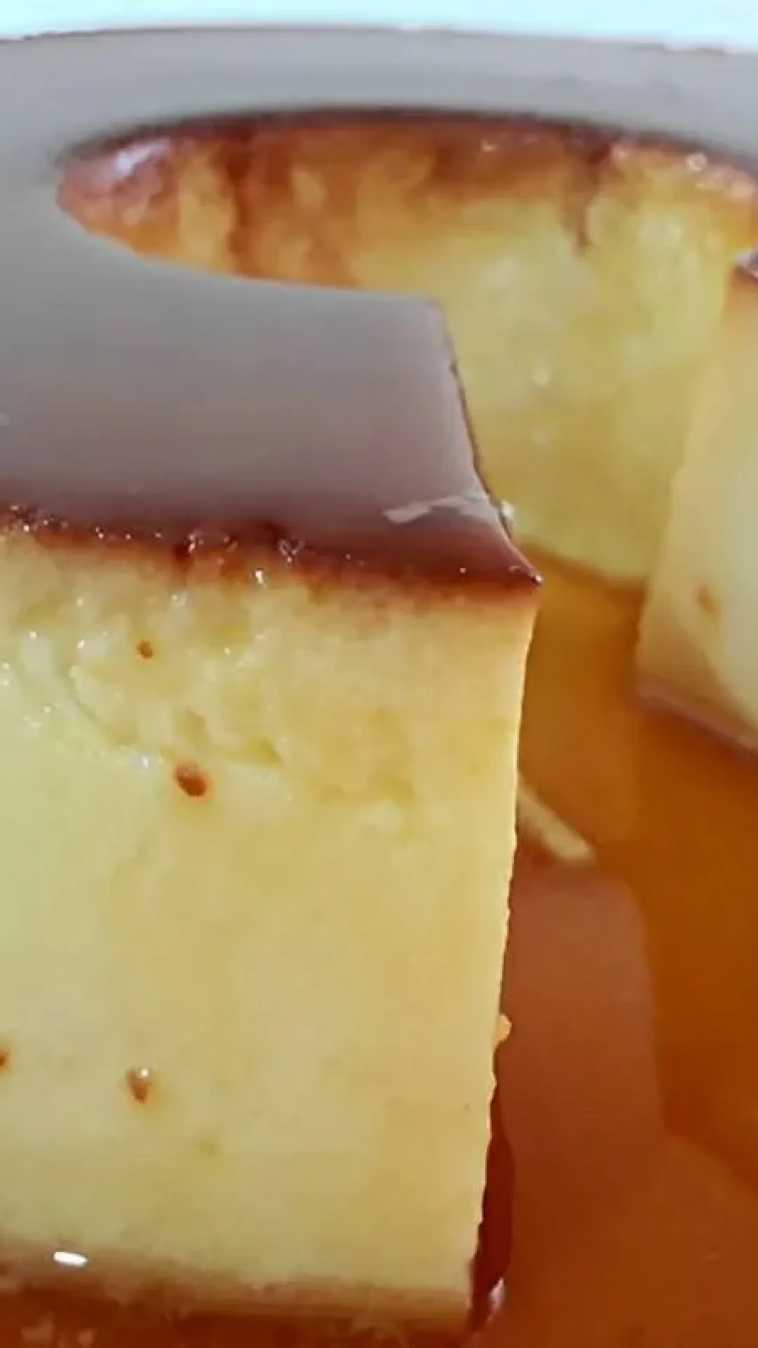 Pudim de leite sem leite condensado econômico delicioso e fácil de fazer para a sobremesa