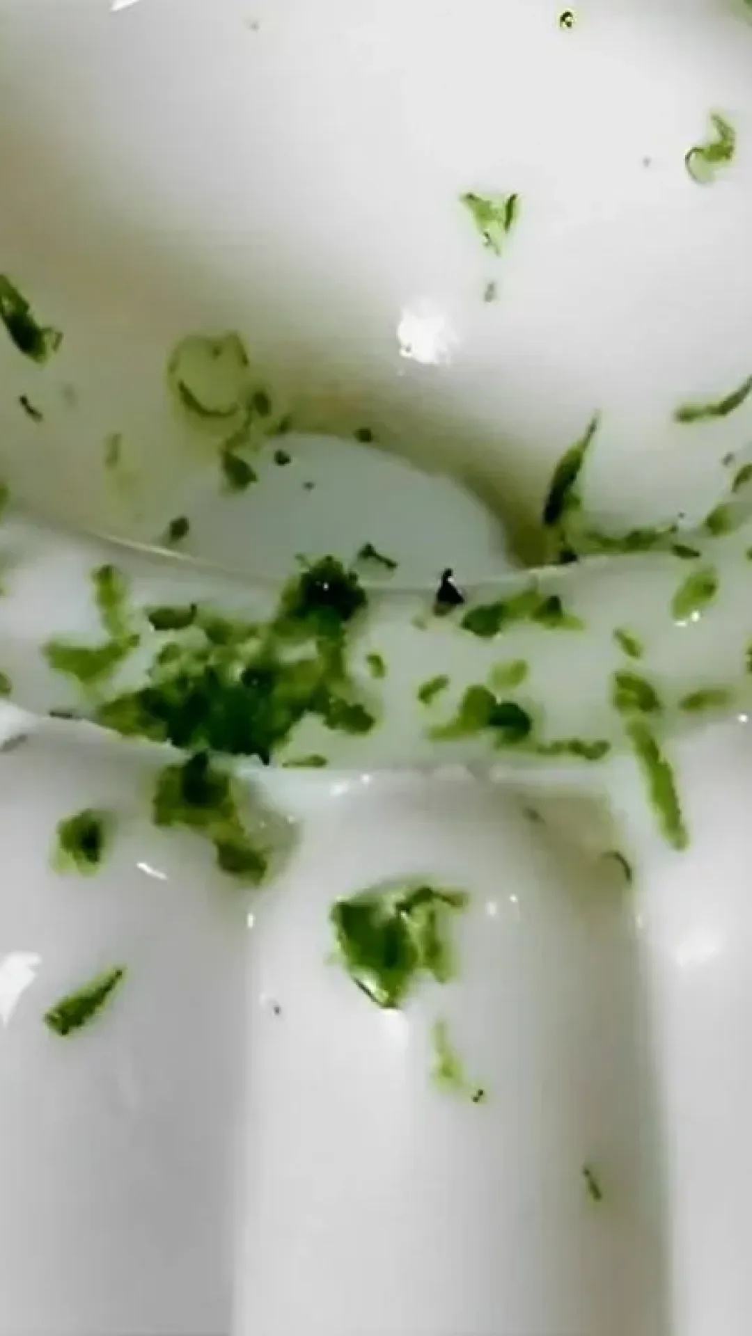 Pudim de limão sem ovos muito fácil é só bater os ingredientes e levar pra geladeira