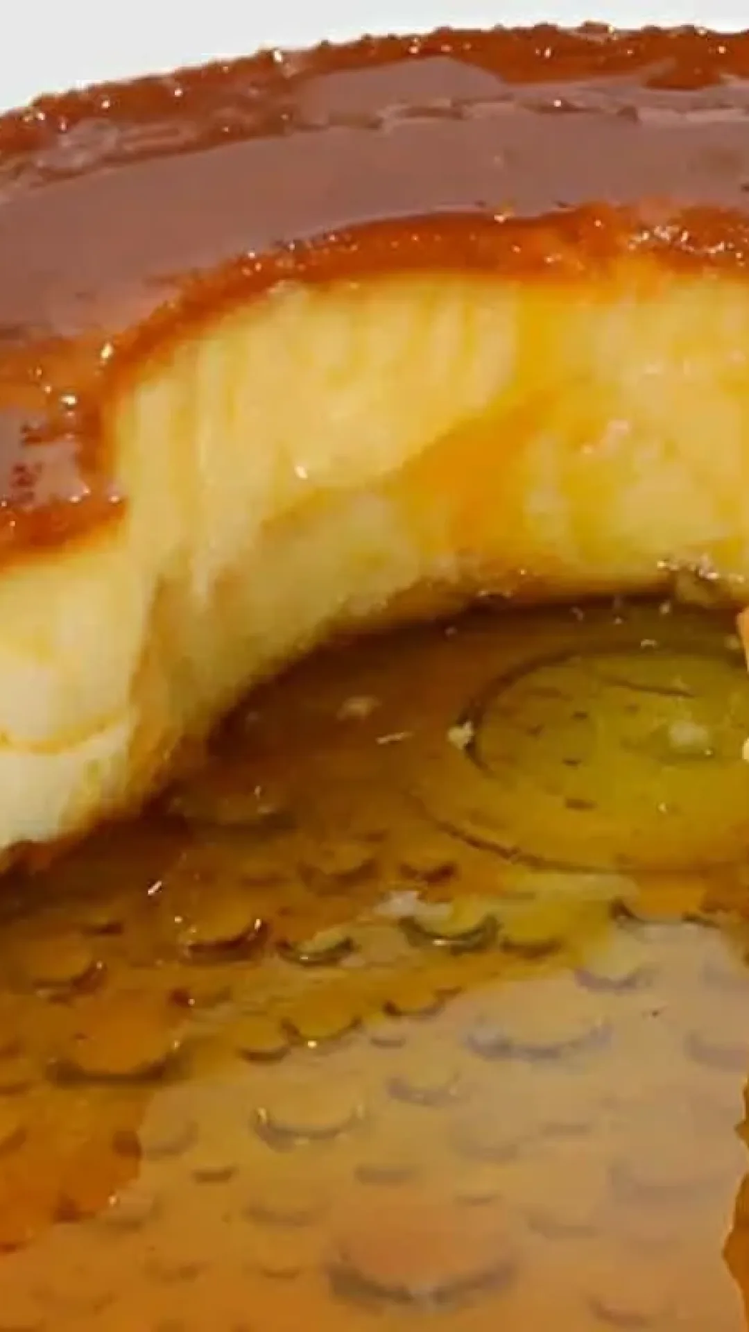 Pudim de maisena que não vai ao forno feito sem gelatina simples e fácil de preparar