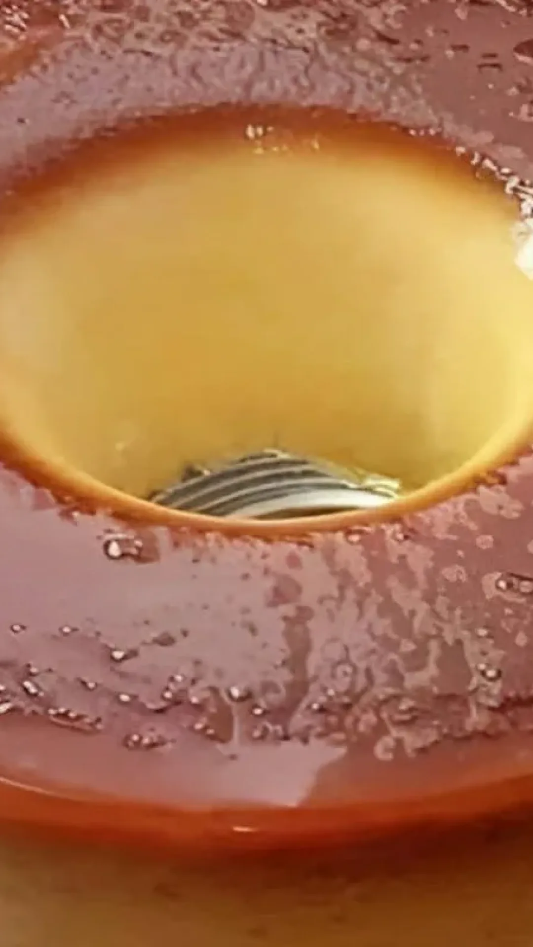 Pudim de pão para reaproveitar pães que sobraram no armário uma delícia
