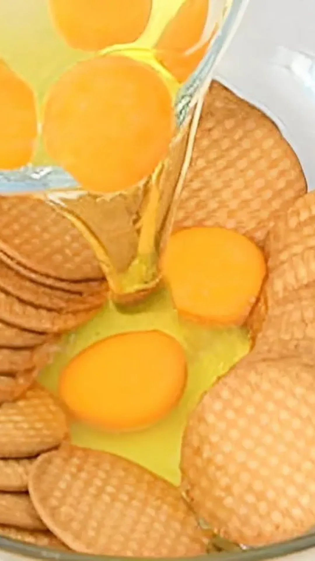 Pudim engana visita feito sem leite condensado e com um ingrediente secreto que você tem no armário