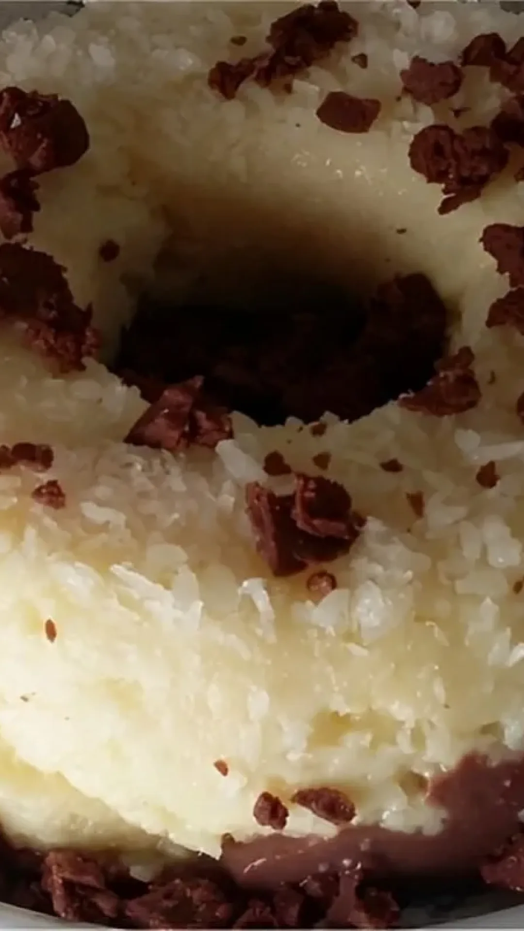 Pudim prestígio um delicioso pudim de coco com chocolate que sua família vai amar