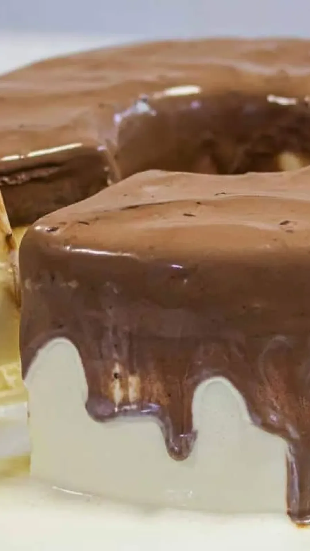 Pudim sorvetão bem cremoso e refrescante: ótima opção para sobremesa de domingo