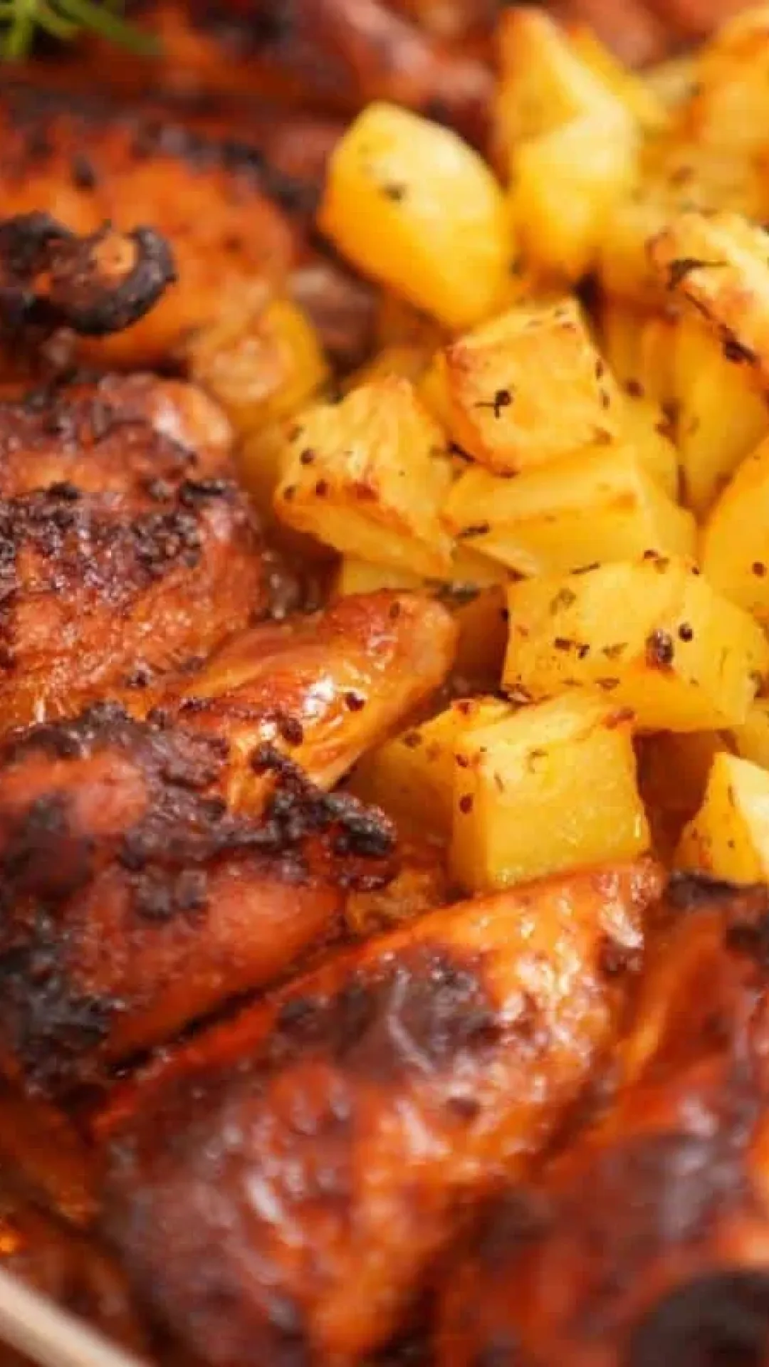 Receita de frango assado com batata diferente de todas que você já comeu