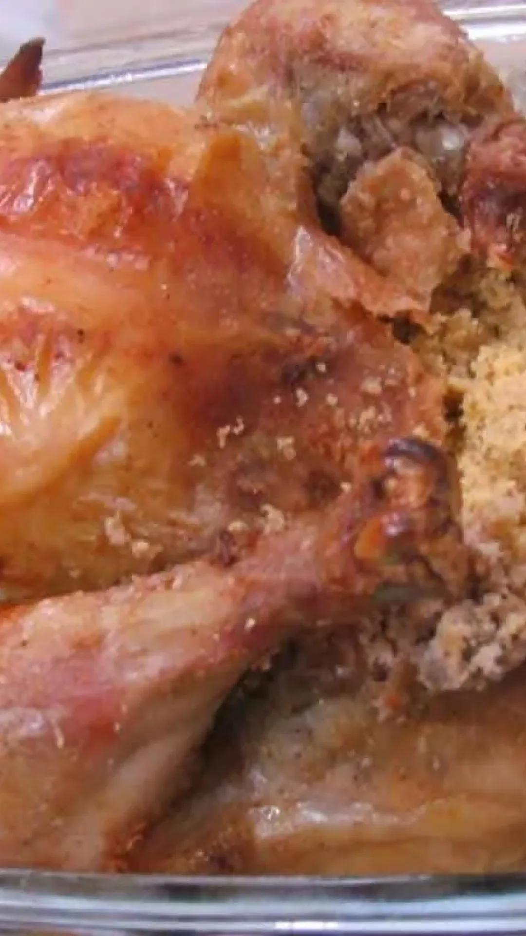 Receita de frango assado recheado igual de padaria para servir na sua ceia de natal