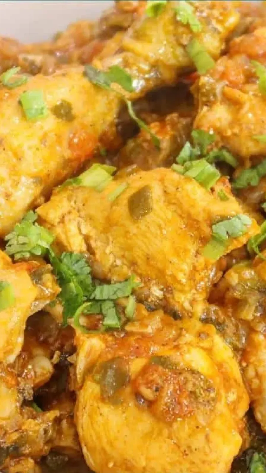 Receita de frango guisado da minha mãe: a melhor que já comi no natal da nossa família