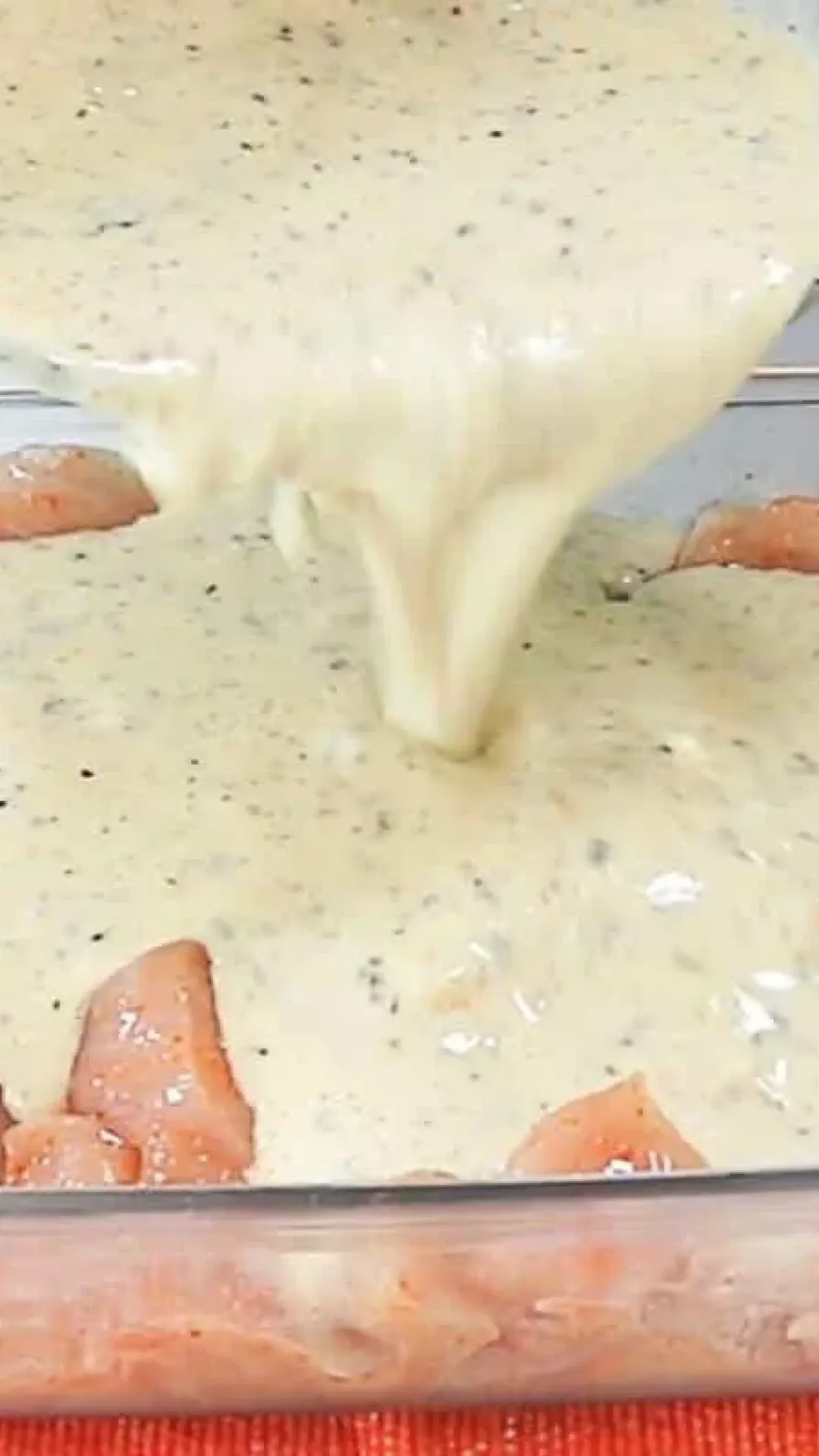 Receita de frango no forno que fica um espetáculo e todo me pede para ensinar