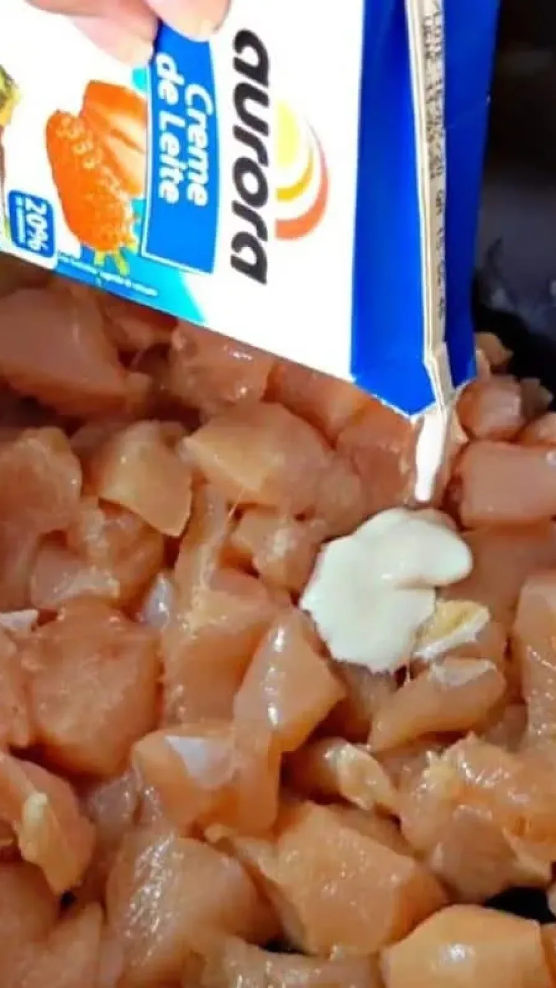 Receita de frango que é a mais pedida aqui em casa todo final de semana