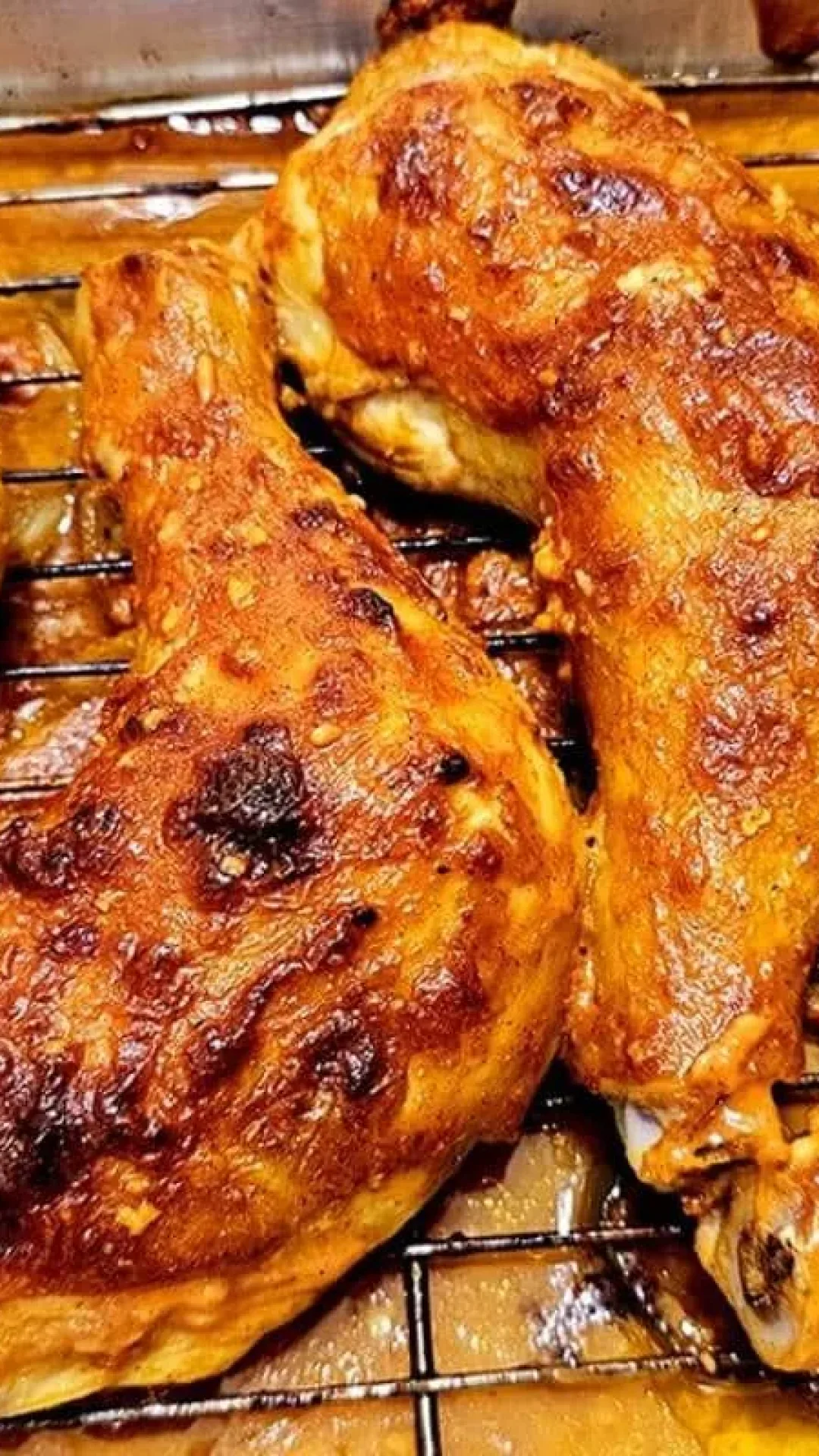 Receita para o almoço: frango assado na maionese crocante e suculento ao mesmo tempo