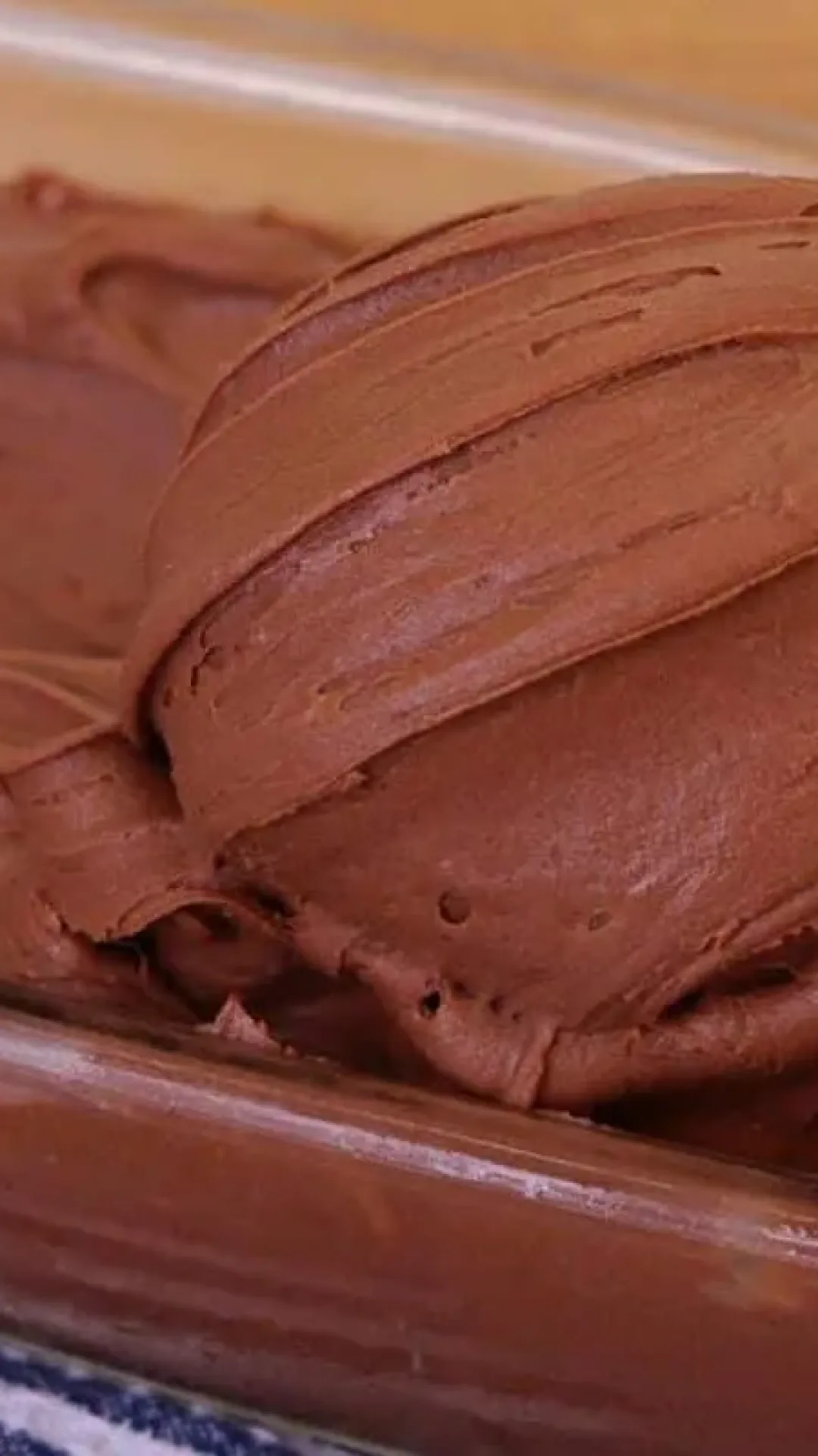Recheio de chocolate para bolo que não vai ao fogo: fácil, cremoso e perfeito para suas receitas de Natal