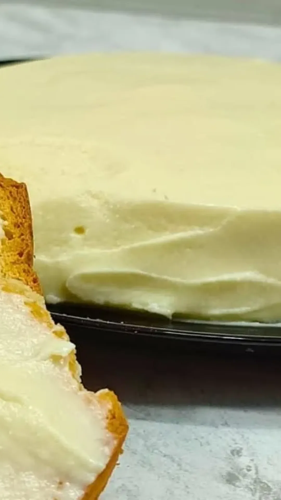 Requeijão cremoso de corte feito com apenas 2 ingredientes simples