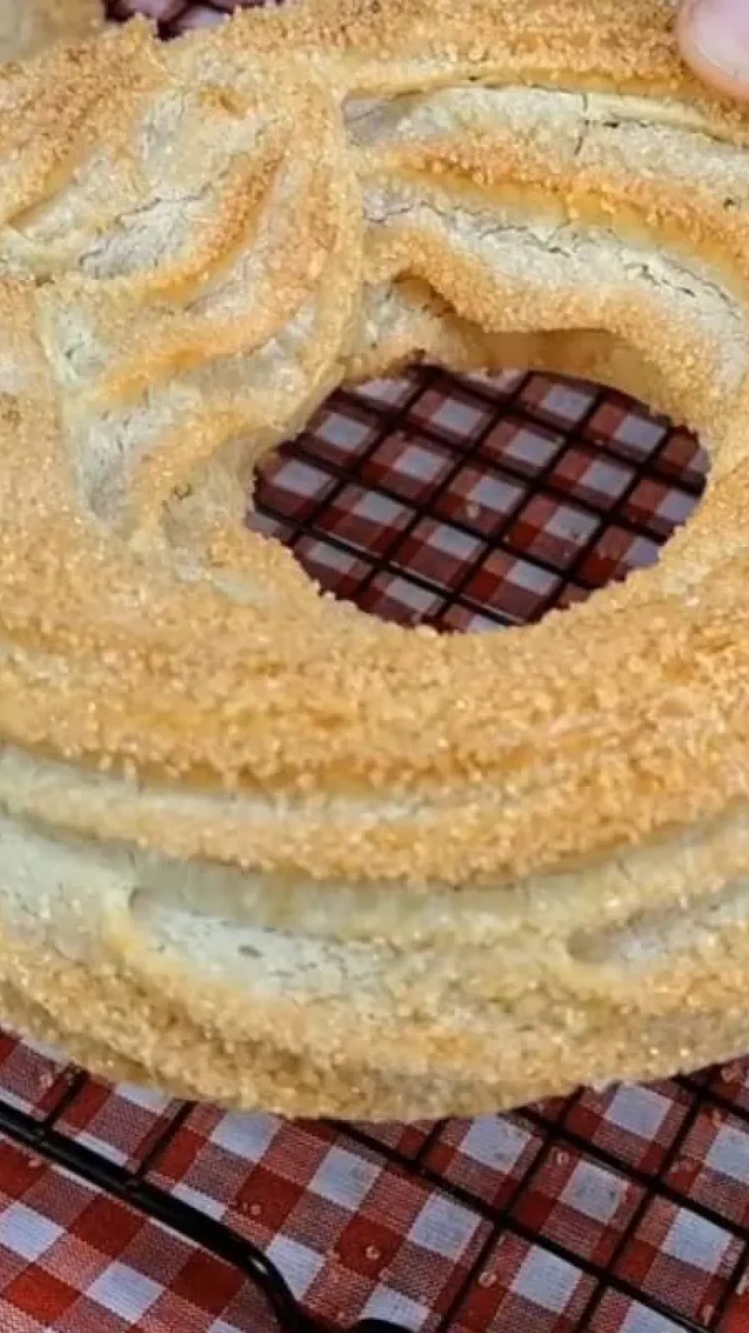 Rosca doce de padaria fofinha e deliciosa para acompanhar seu café da manhã