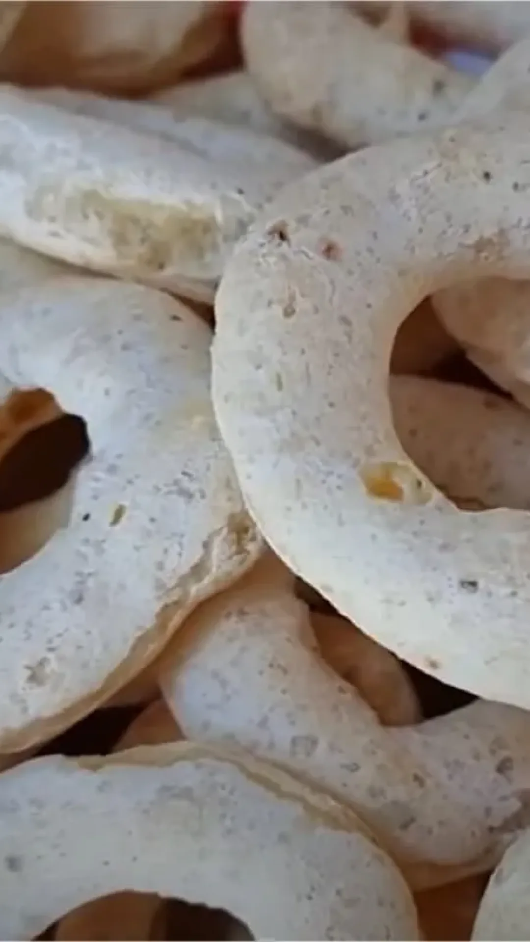 Rosquinha de polvilho temperada crocante: aperitivo perfeito para o café da manhã