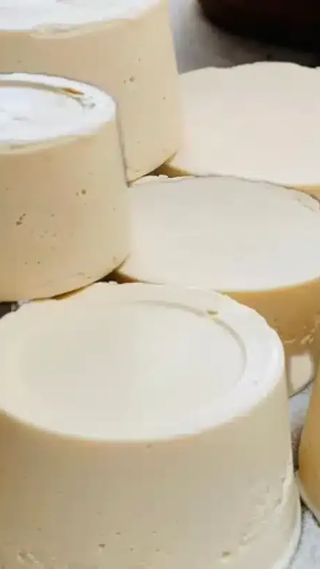 Sabão bactericida caseiro rende um monte de barras que dá para usar 3 meses