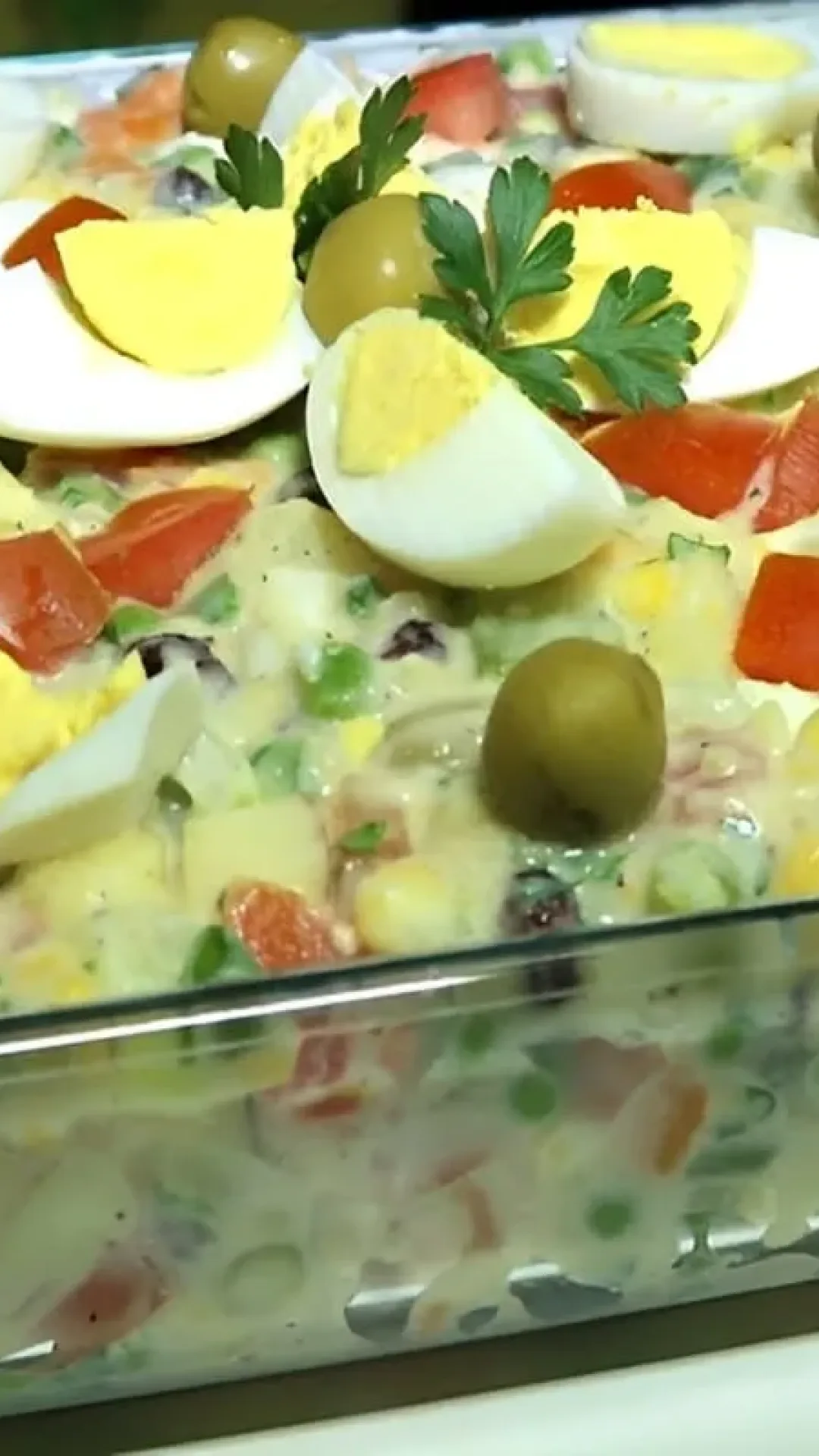 Salada natalina perfeita e deliciosa para completar seu cardápio de natal