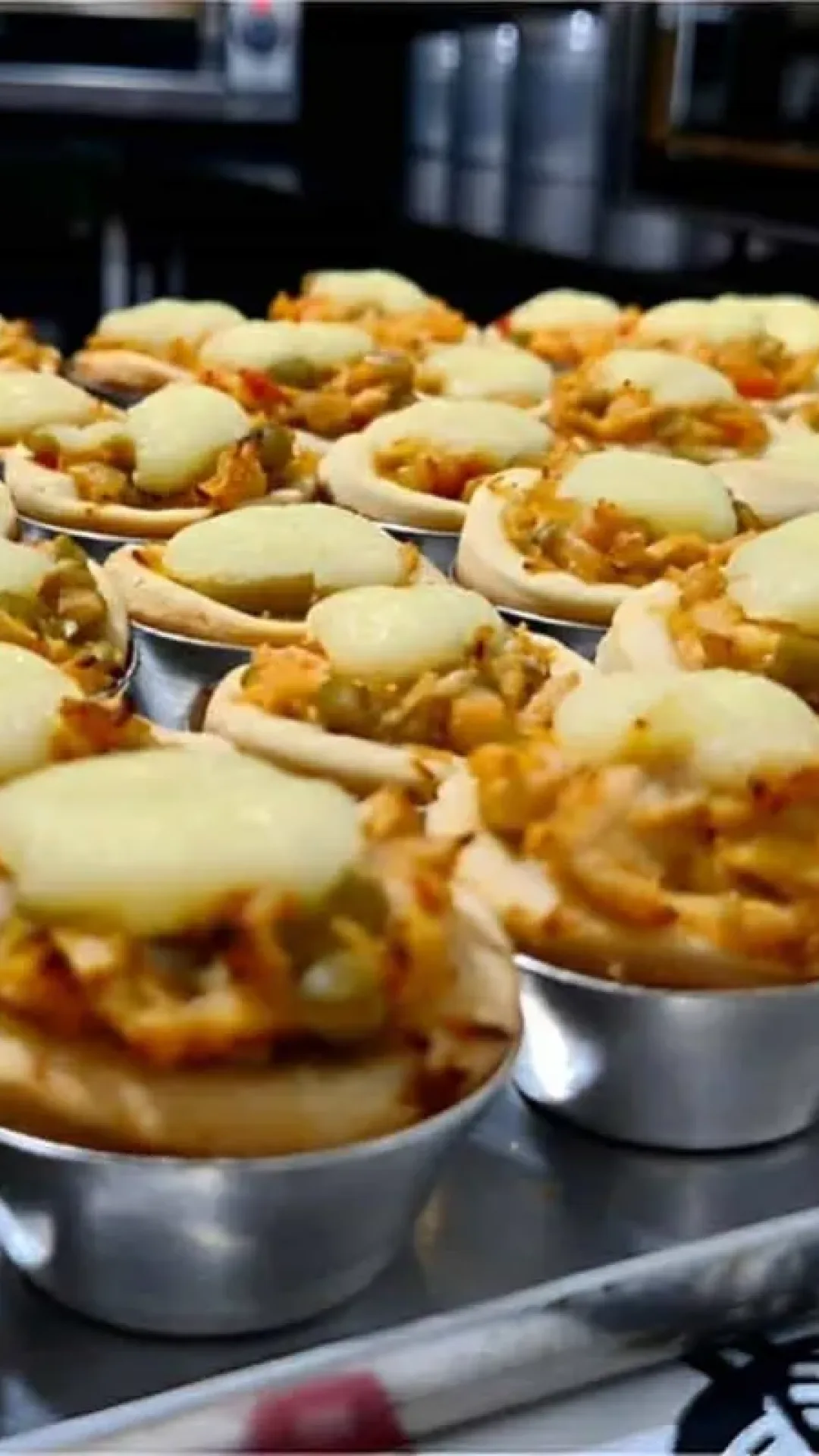 Salgado de festa assado simples fácil e delicioso para agradar todos os seus convidados