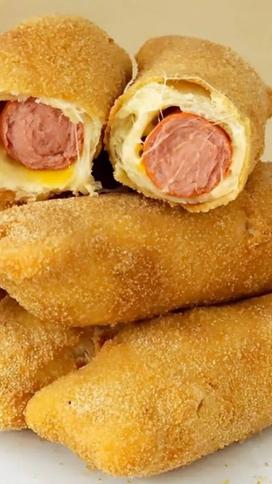 Salgado feito com massa de 2 ingredientes o salgado mais fácil do mundo e fica uma delícia