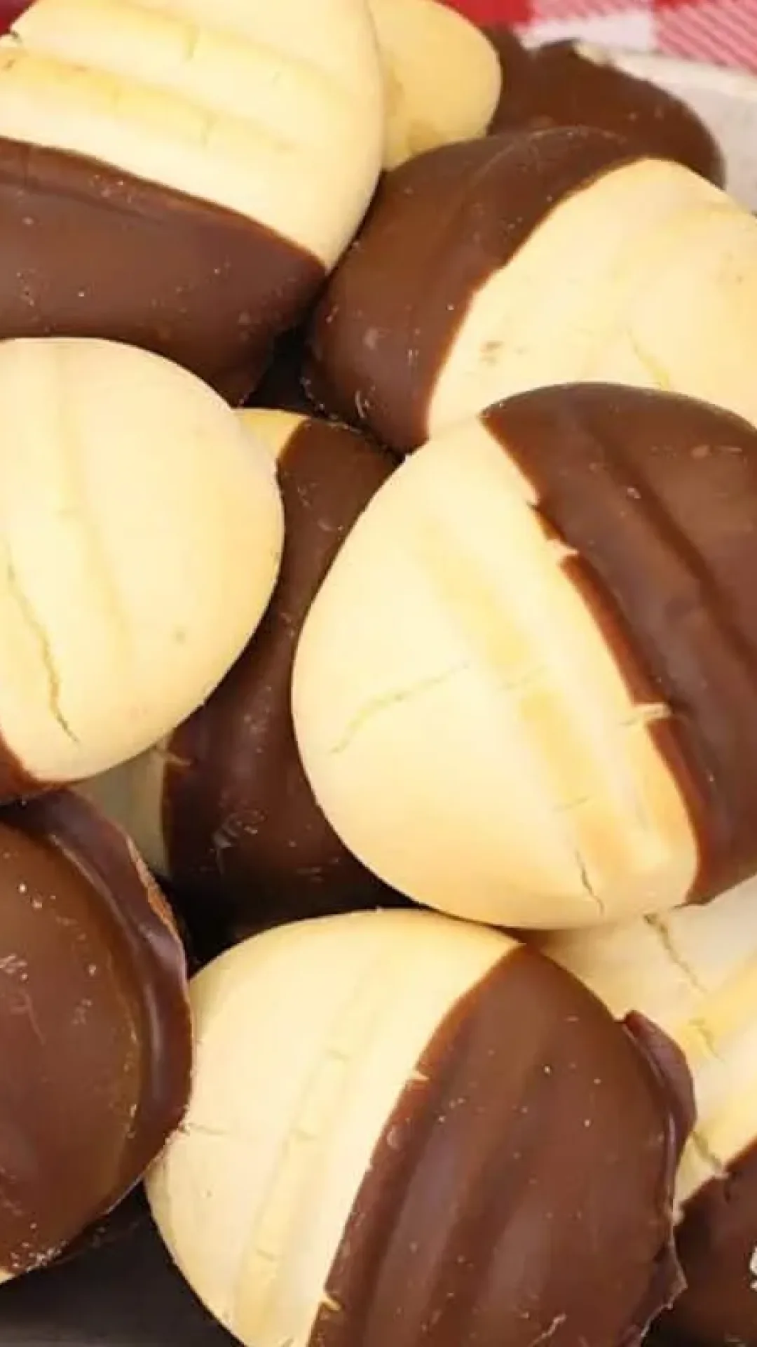 Sequilhos de leite condensado com chocolate: bolachinhas fáceis de fazer e que derretem na boca
