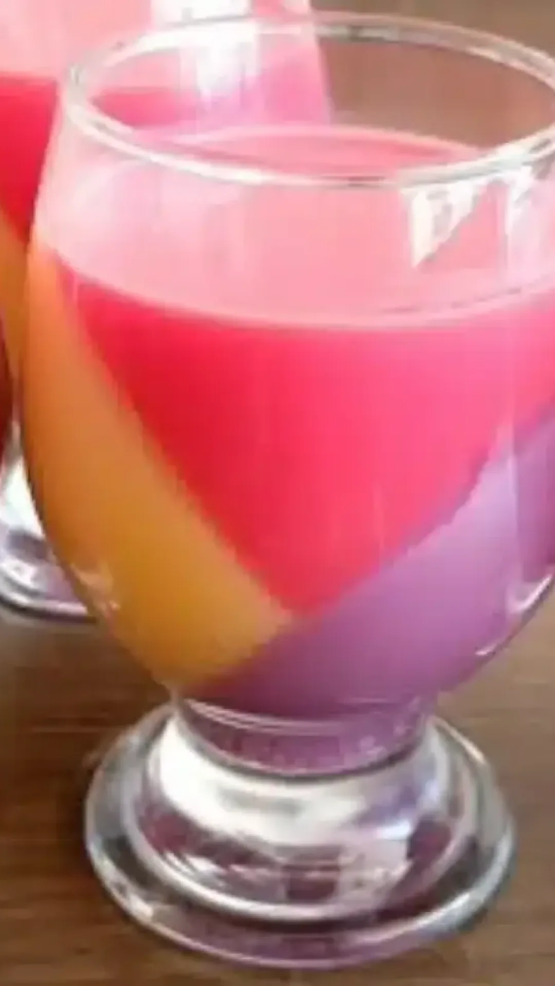 Sobremesa de 2 ingredientes deliciosa, fácil de fazer e fica linda na sua mesa de ceia de Natal