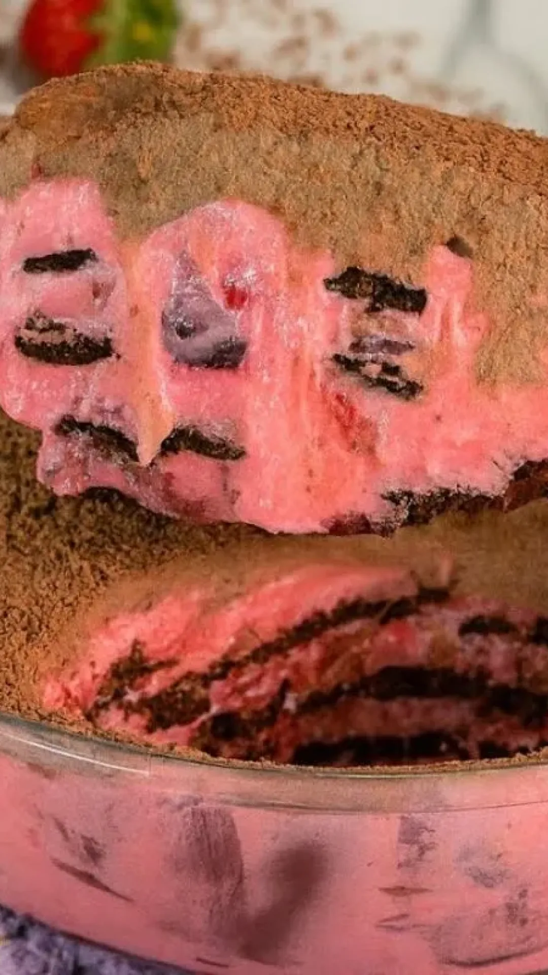 Sobremesa gelada de morango: o doce mais fácil e gostoso que você vai preparar para o fim de semana