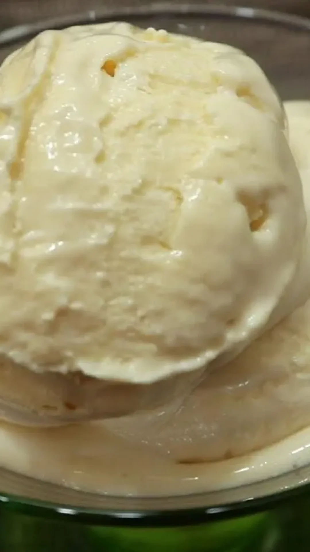 Sorvete de creme caseiro simples de fazer: a sobremesa perfeita para o calor