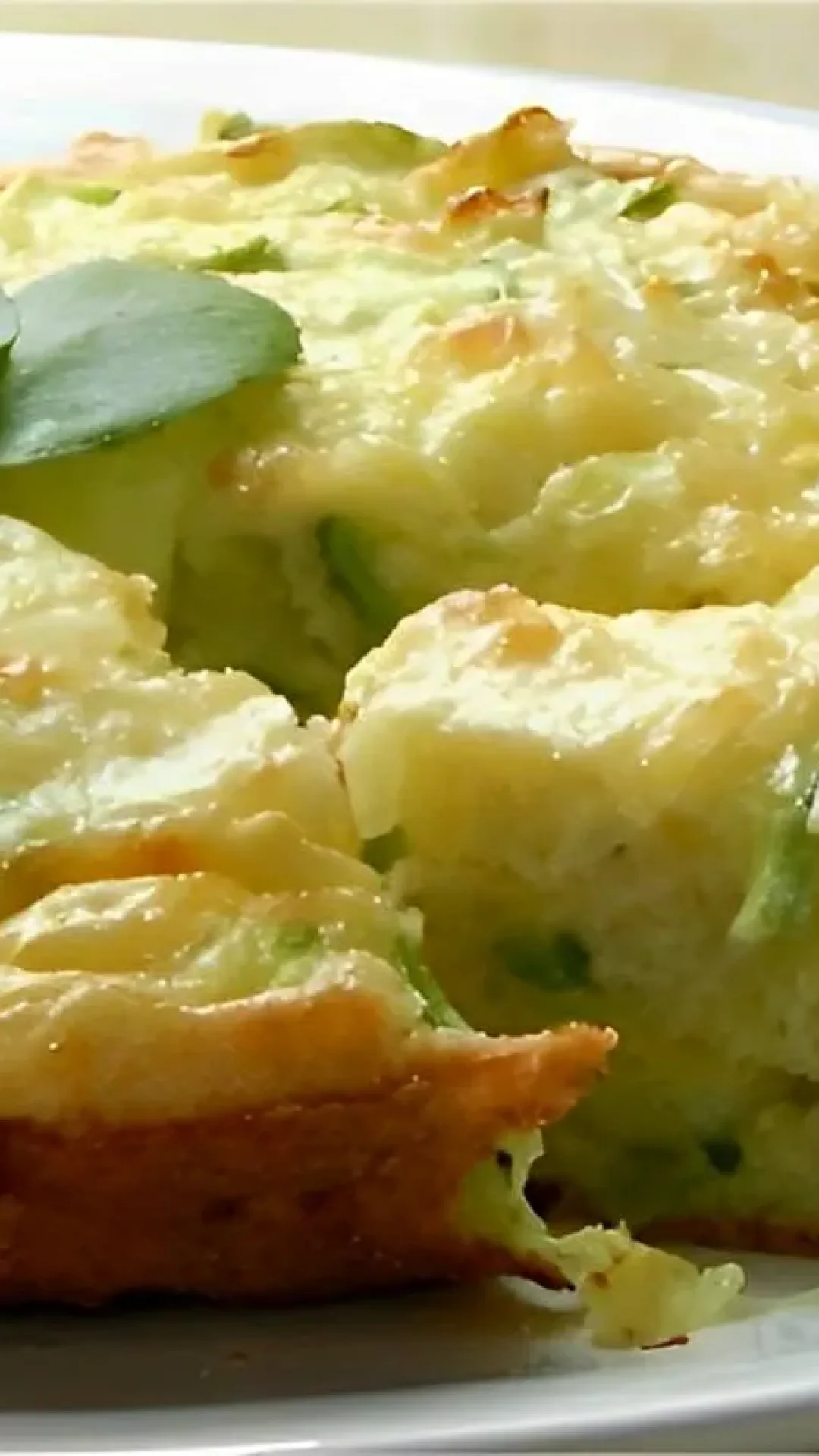 Torta de abobrinha uma opção leve e saborosa para o jantar dos dias mais quentes