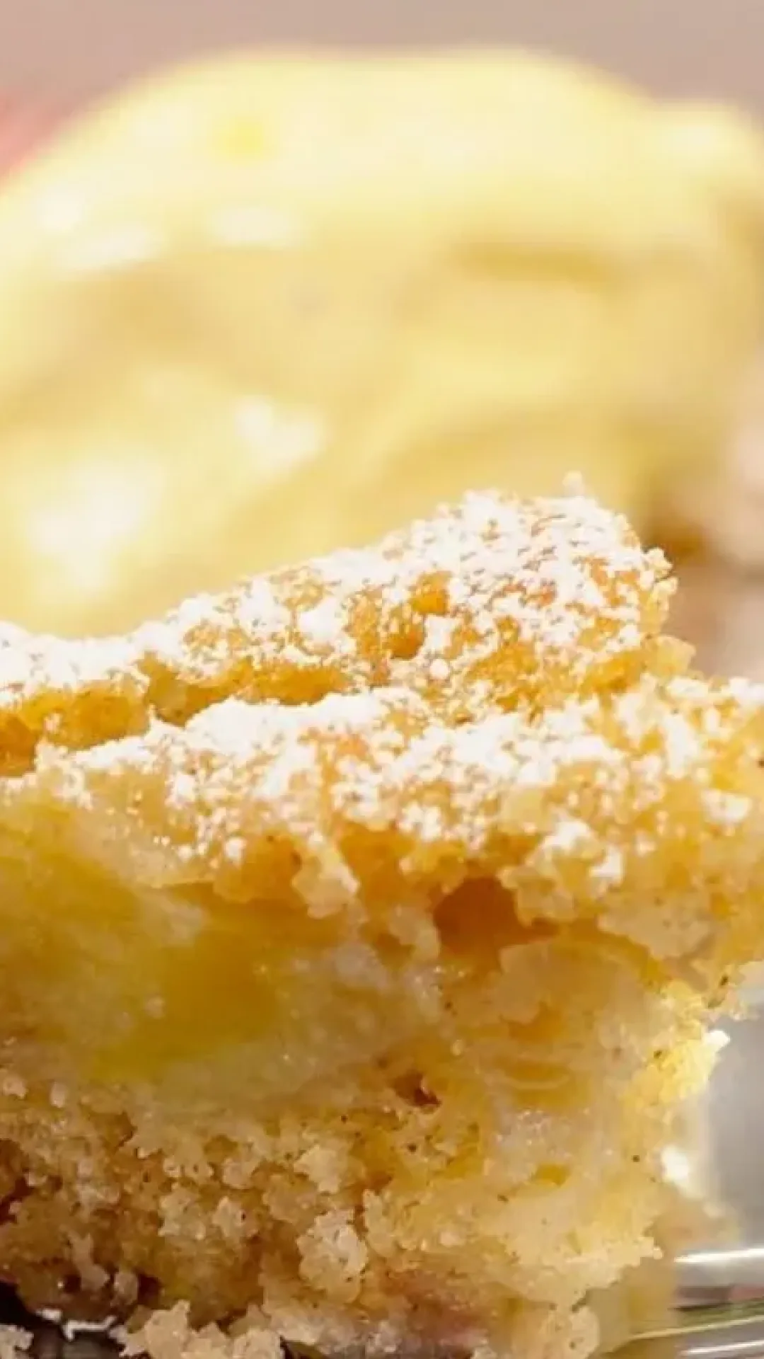 Torta de banana cremosa a mais fácil de fazer que você já viu
